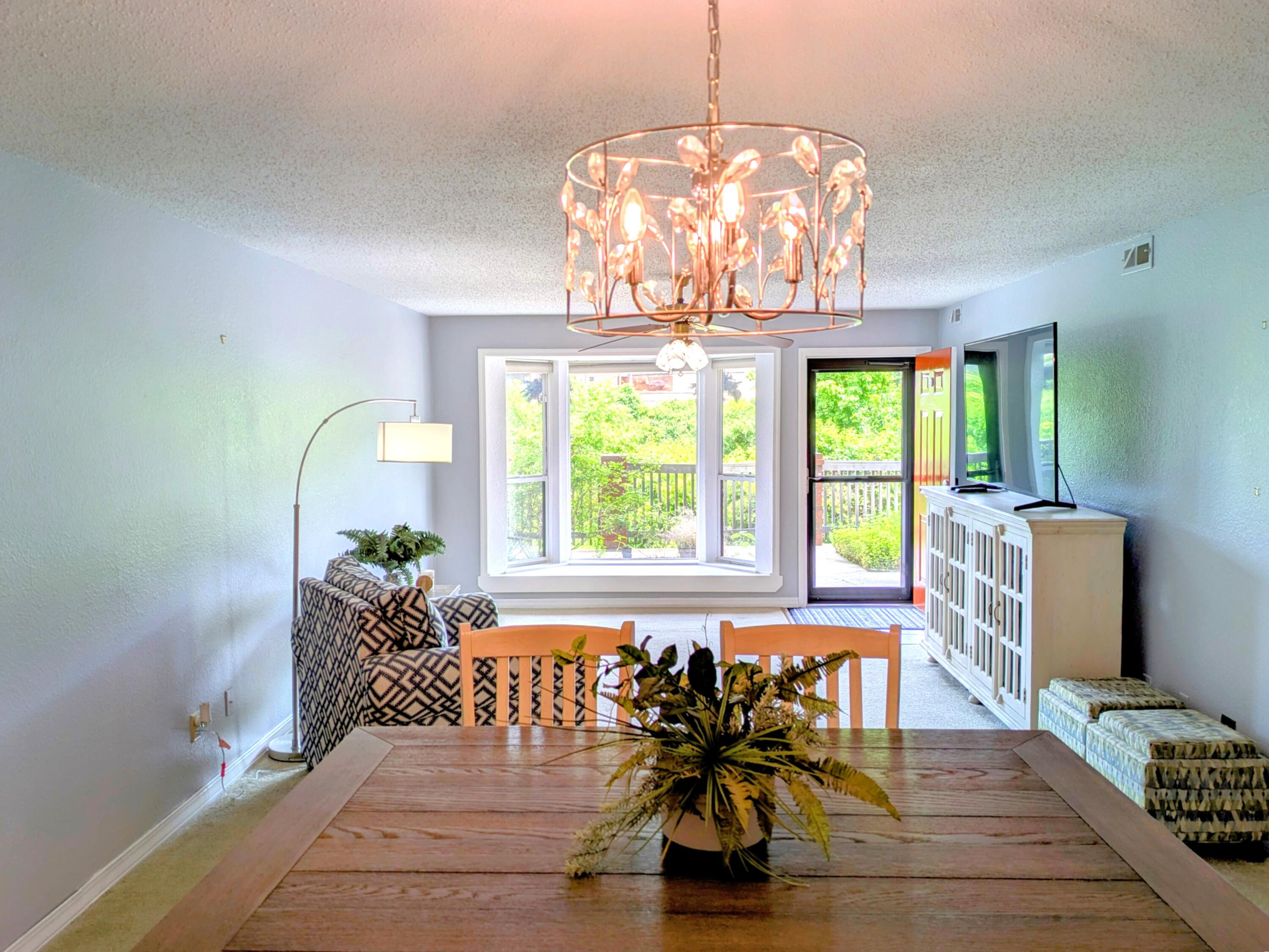 150 Sunken Forest Dr. 8-206 Property Photo 14