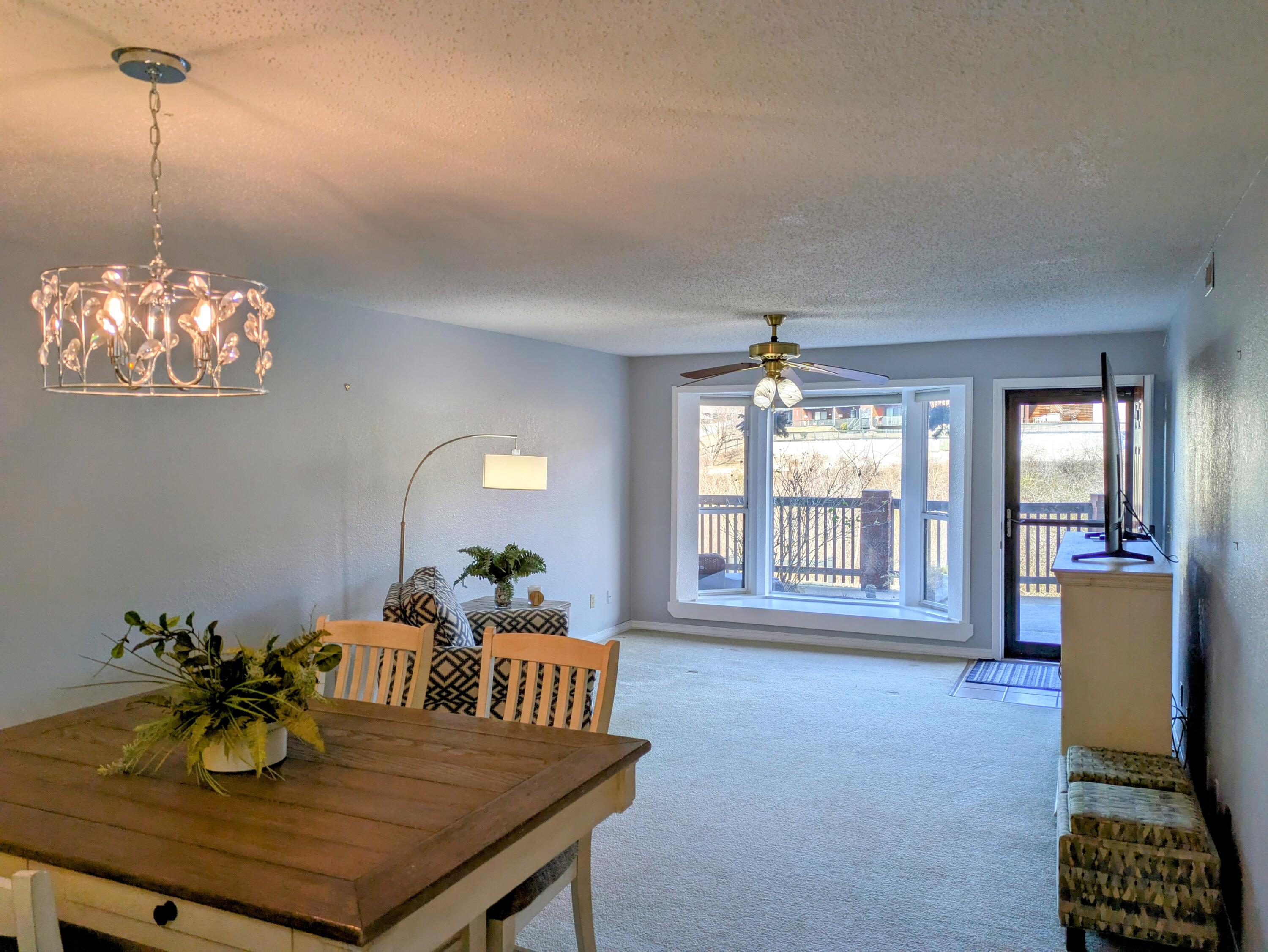 150 Sunken Forest Dr. 8-206 Property Photo 15
