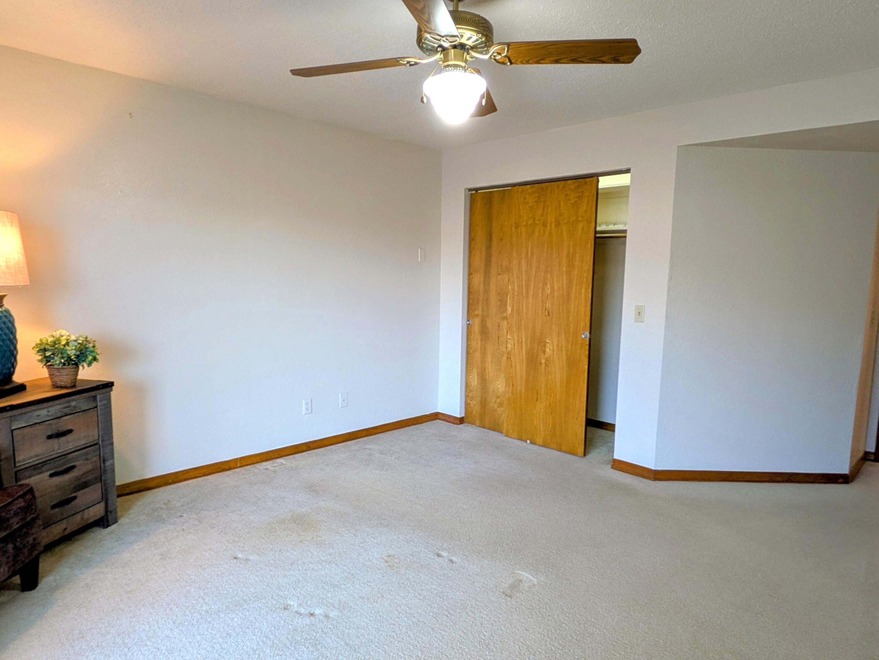 150 Sunken Forest Dr. 8-206 Property Photo 32