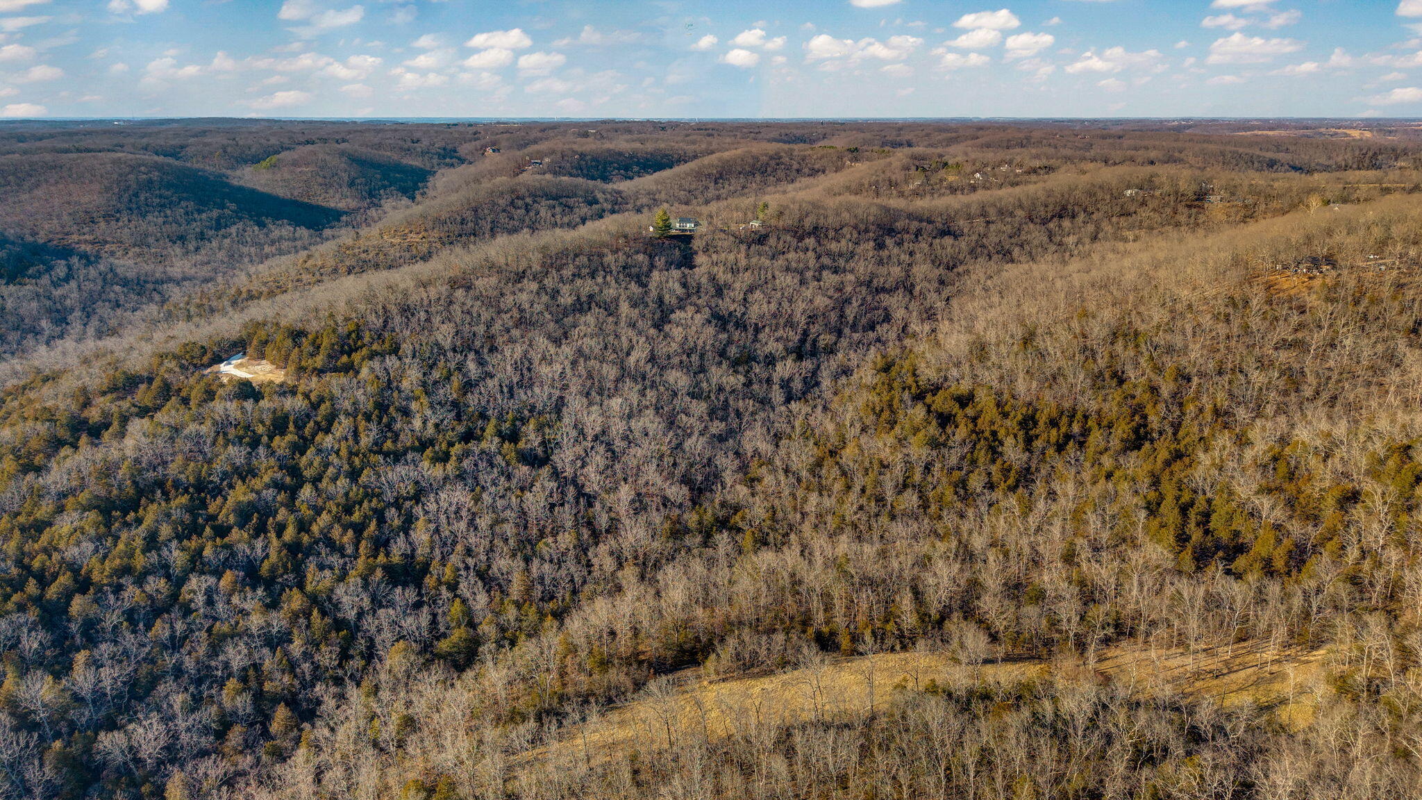 000 Rr Center Road Property Photo 17