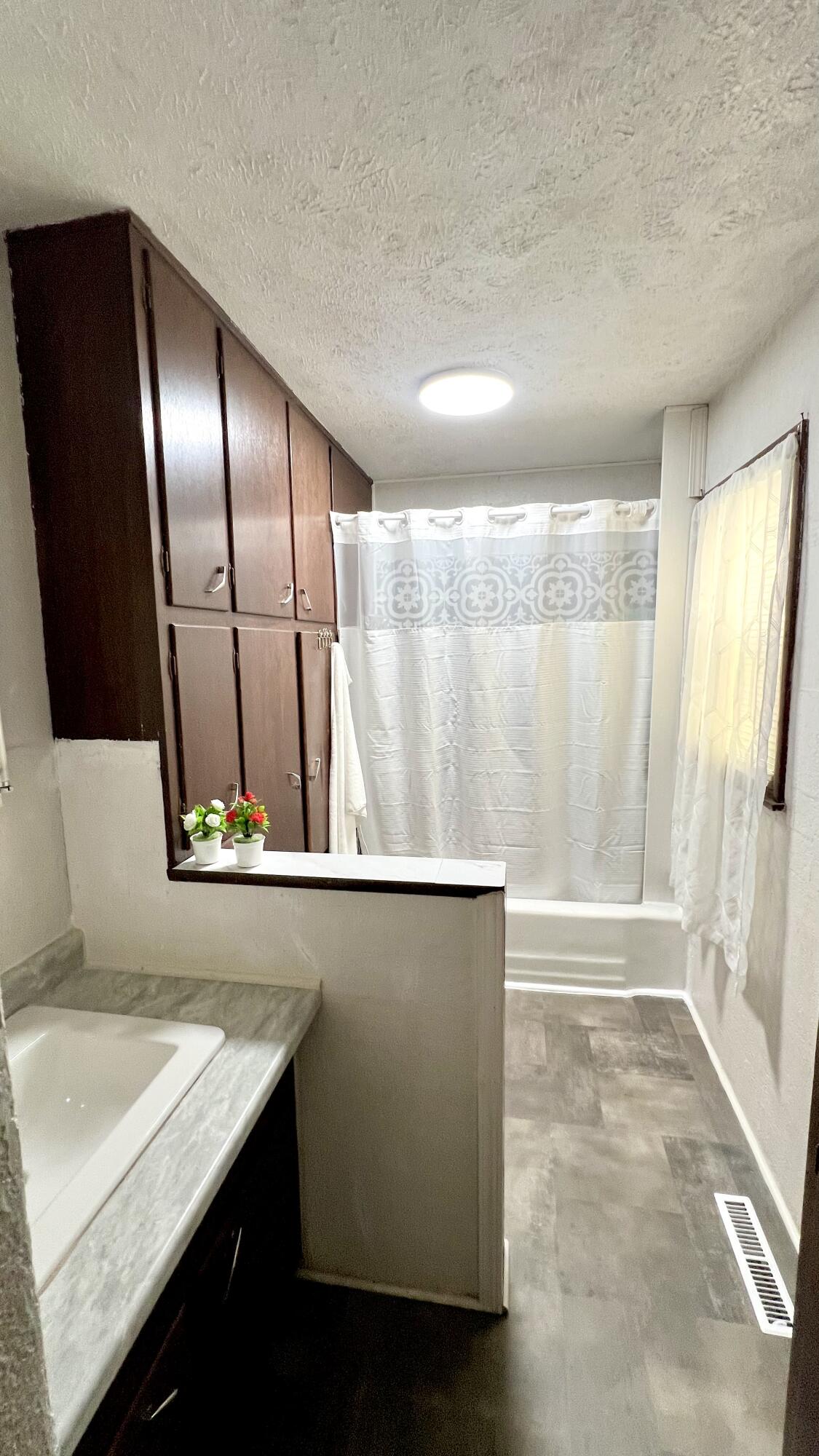 502 7th Street Property Photo 10