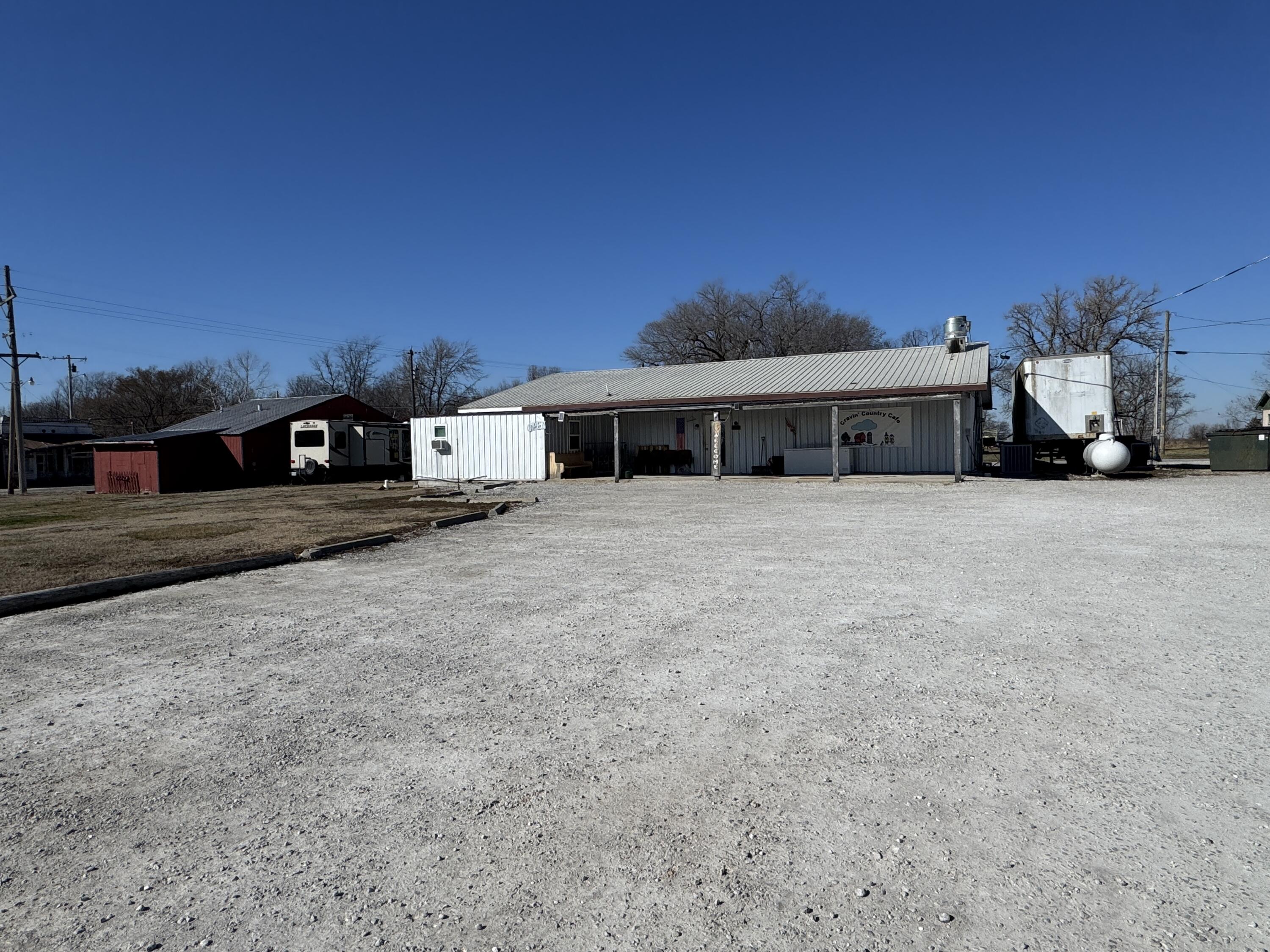978 North State Highway 39 Property Photo 7