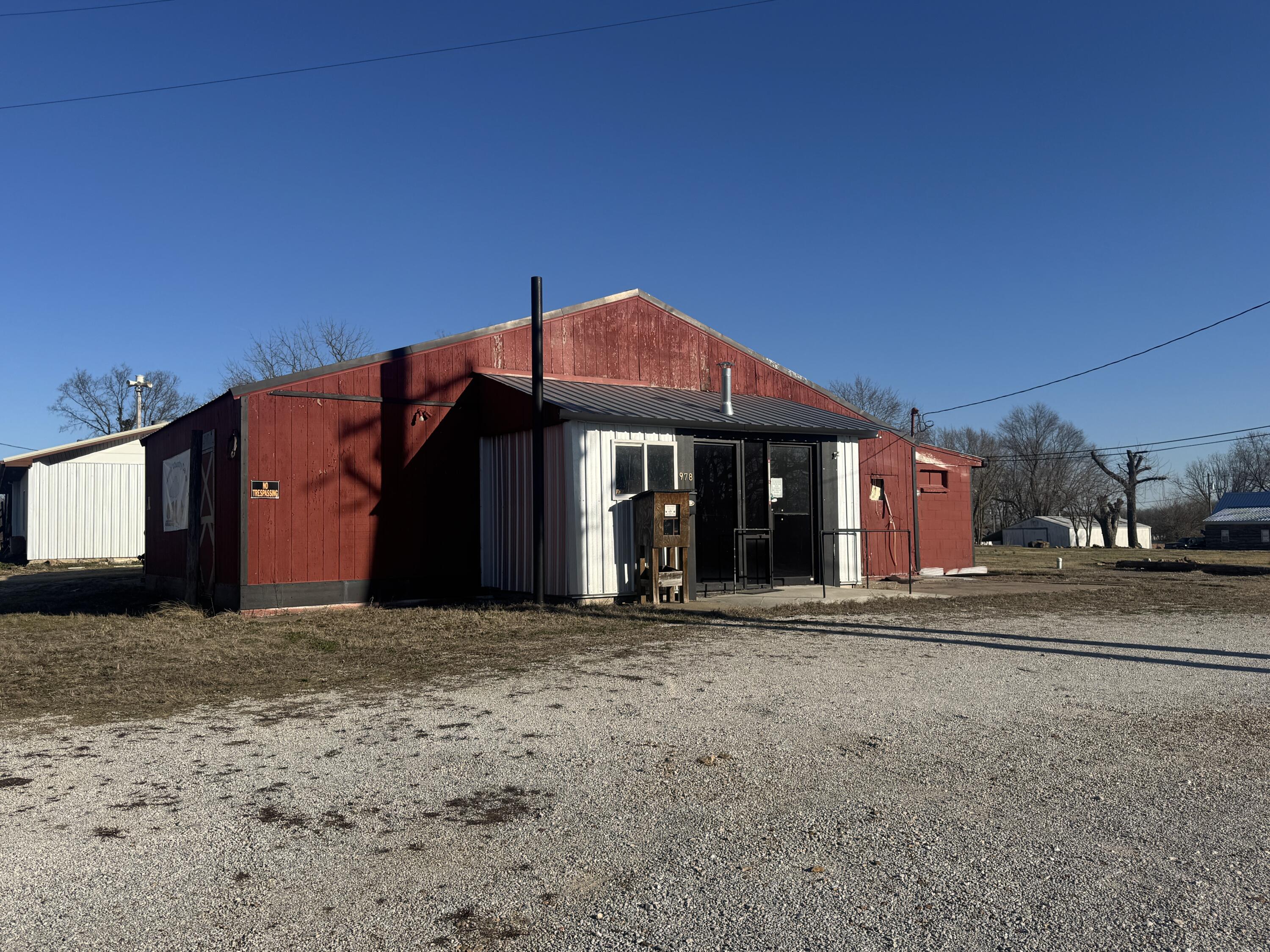 978 North State Highway 39 Property Photo 21