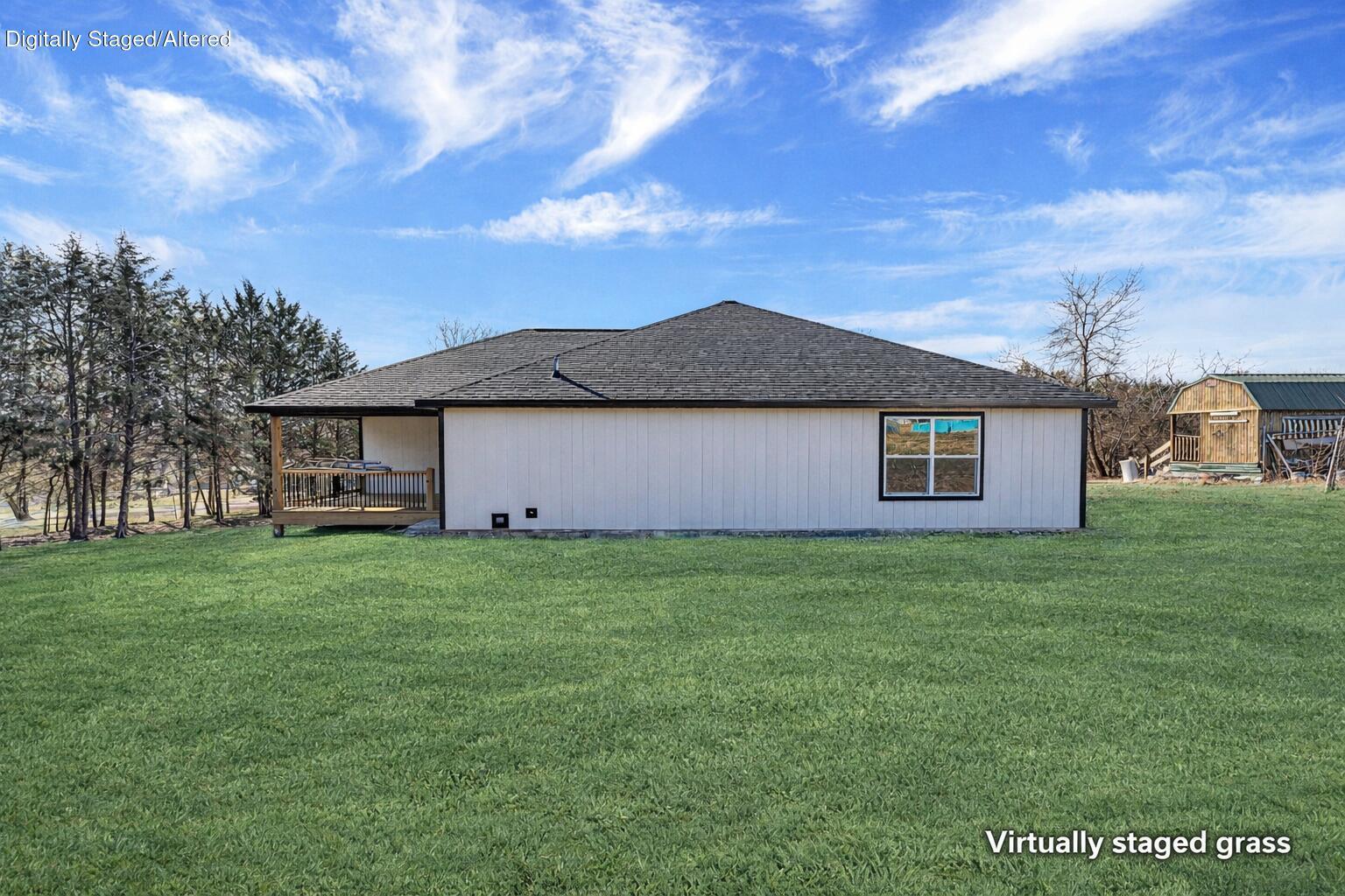 135 Elm Property Photo 23