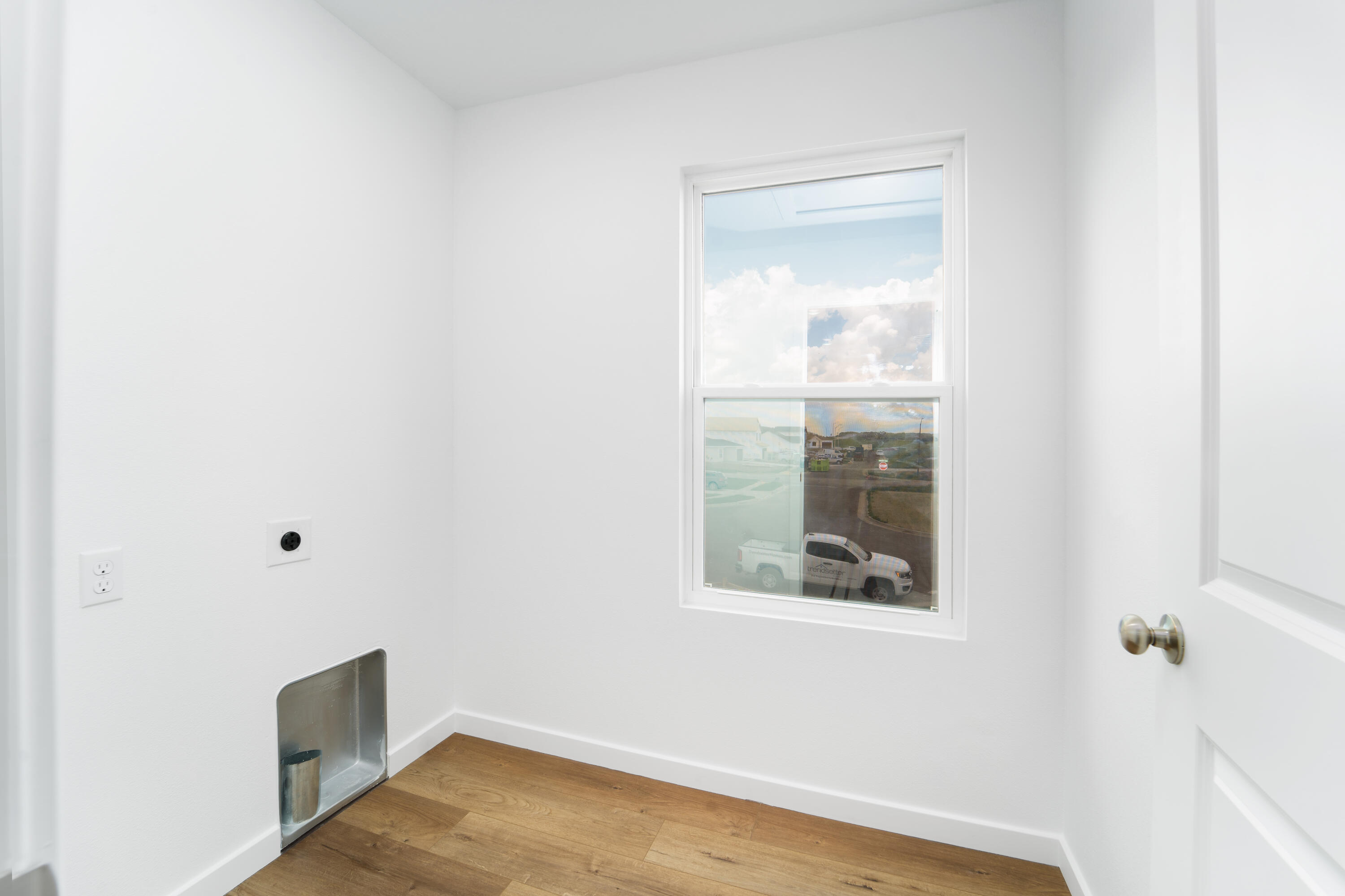 826 South Orchard Way Property Photo 11