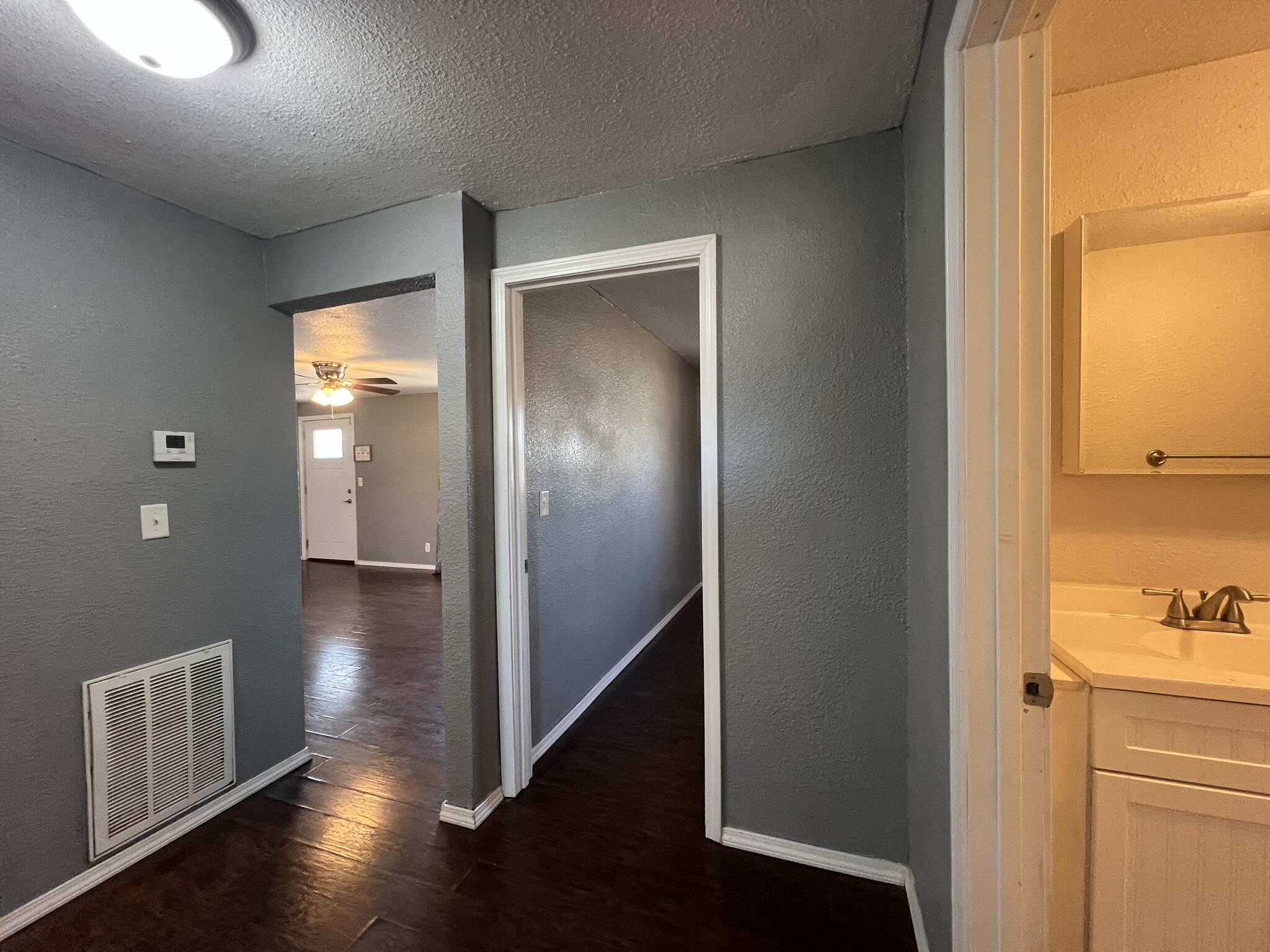 103 East Valley Street Property Photo 31