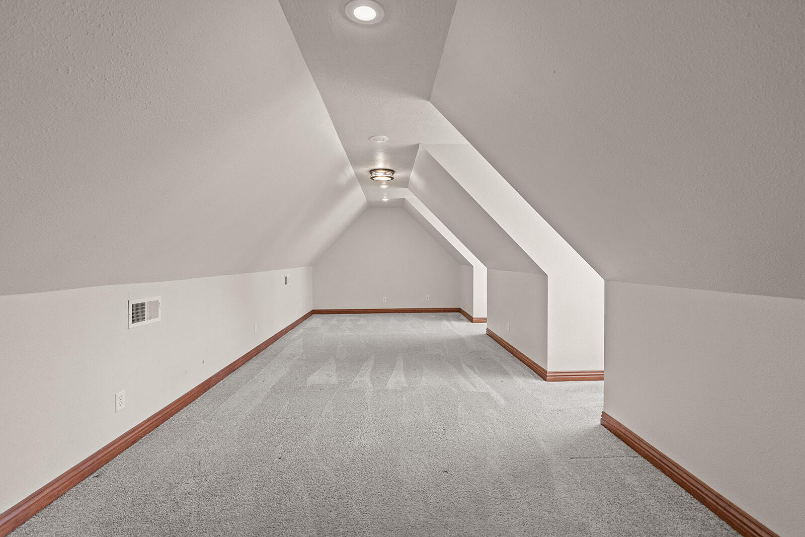 3409 North Brinnsfield Drive Property Photo 19