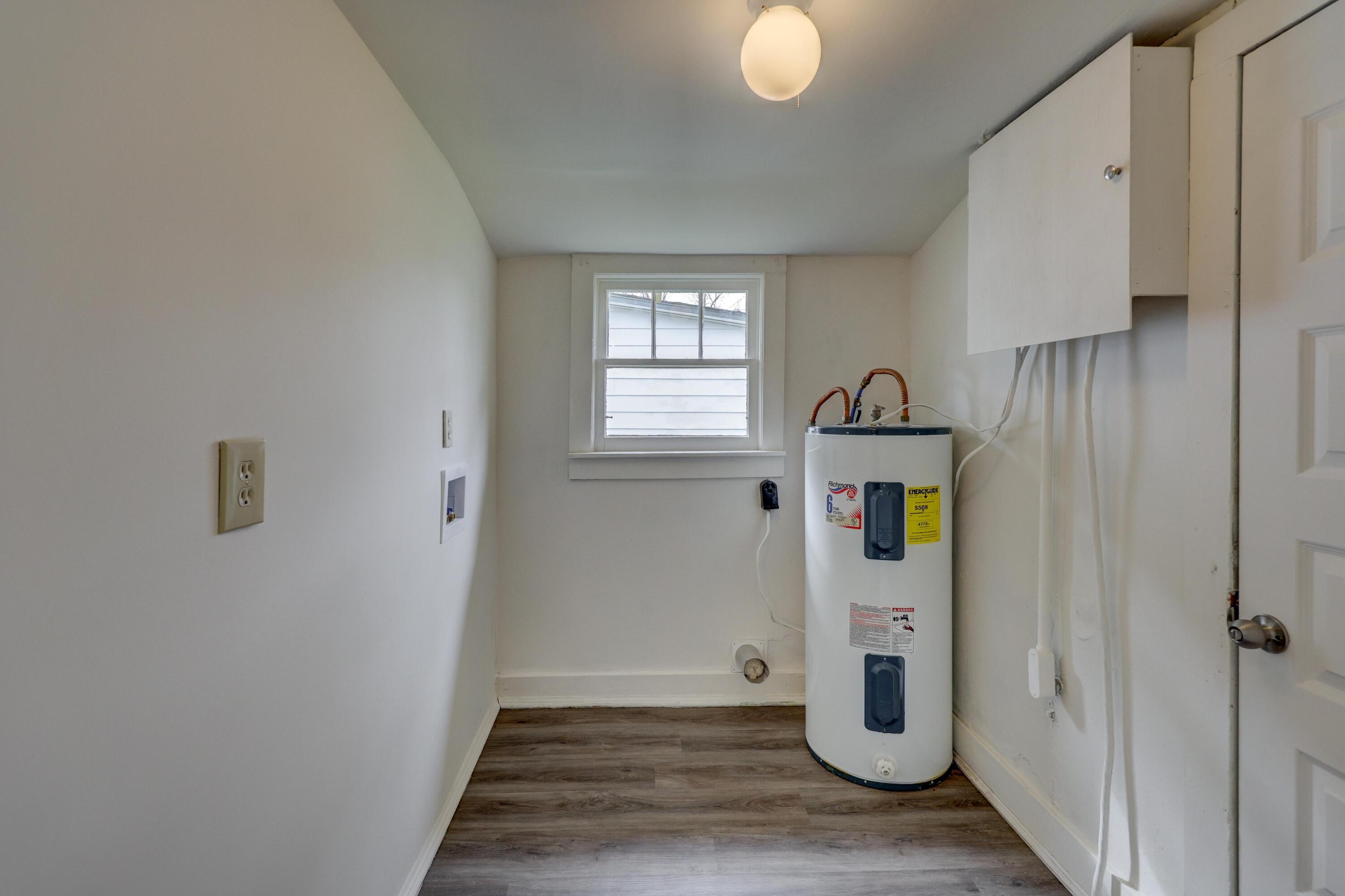 1020 Seneca Avenue Property Photo 29
