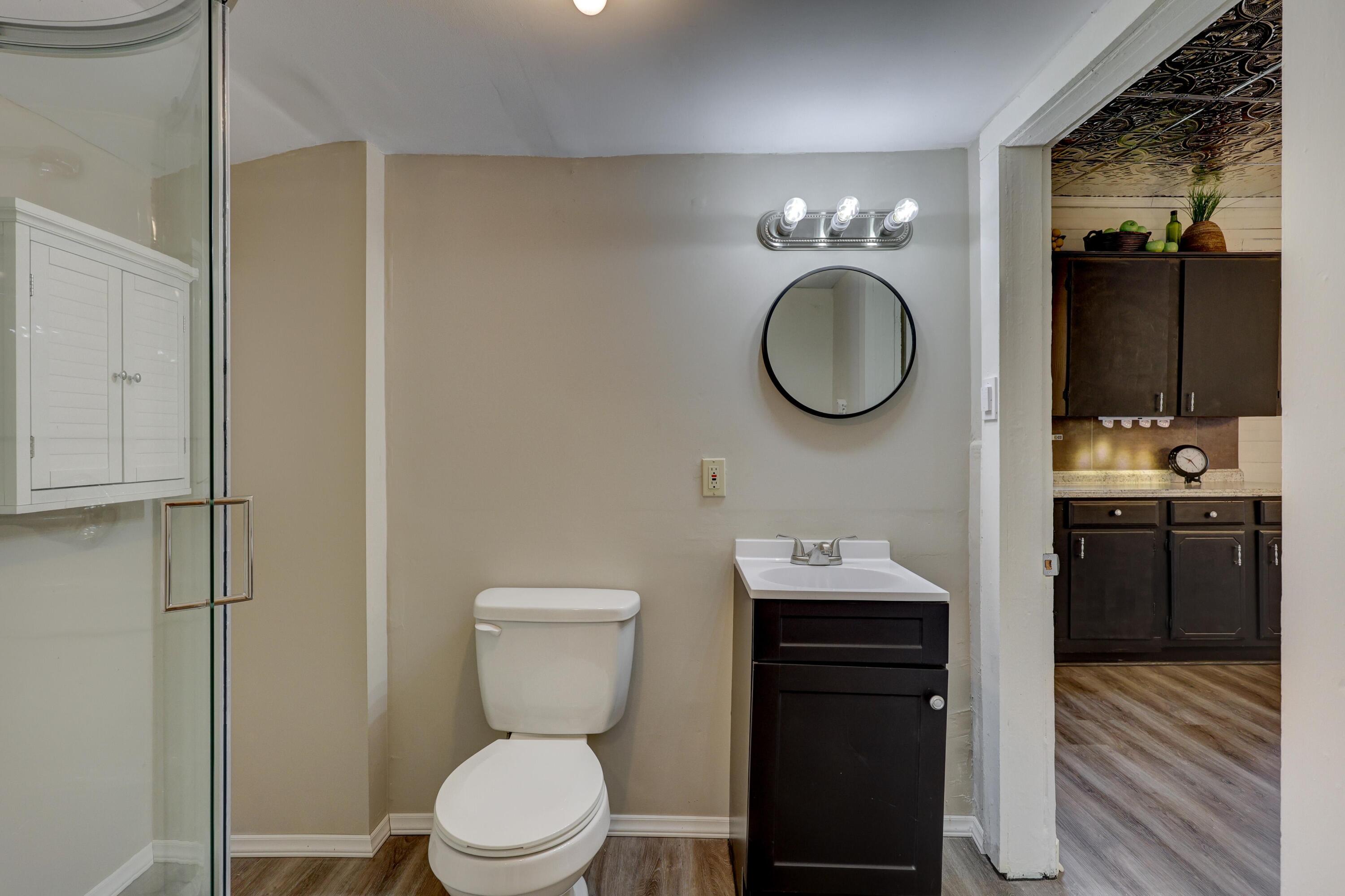 1020 Seneca Avenue Property Photo 32