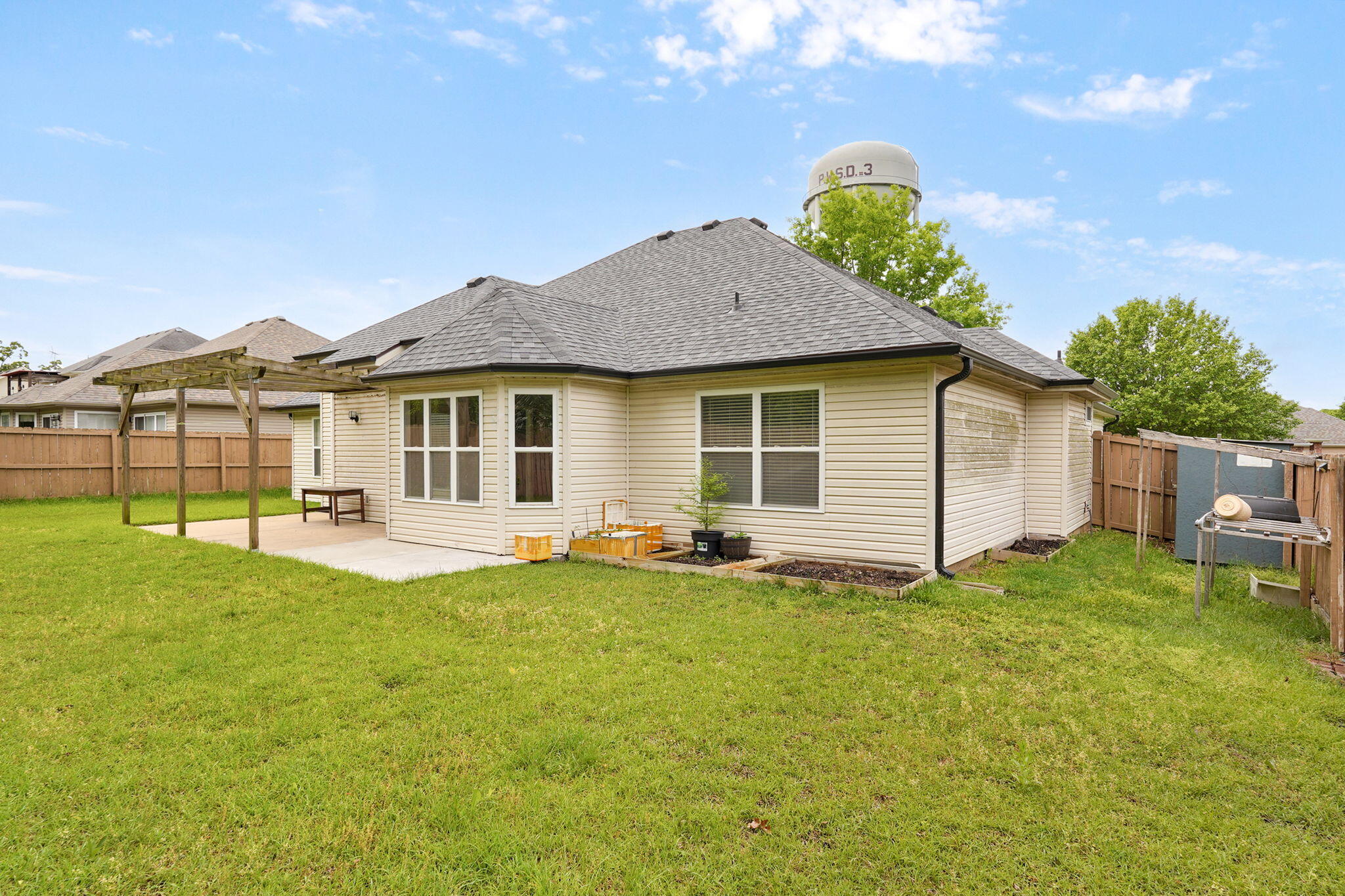 108 Sapling Drive Property Photo 28