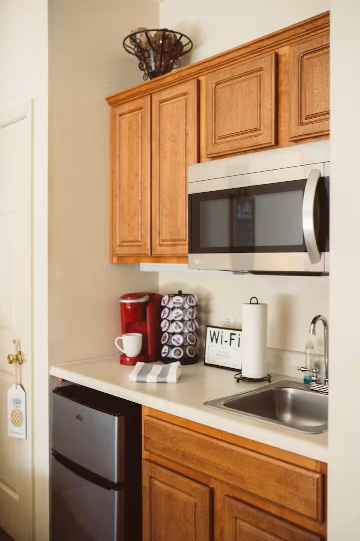 1001 Golf Drive 14 Property Photo 8