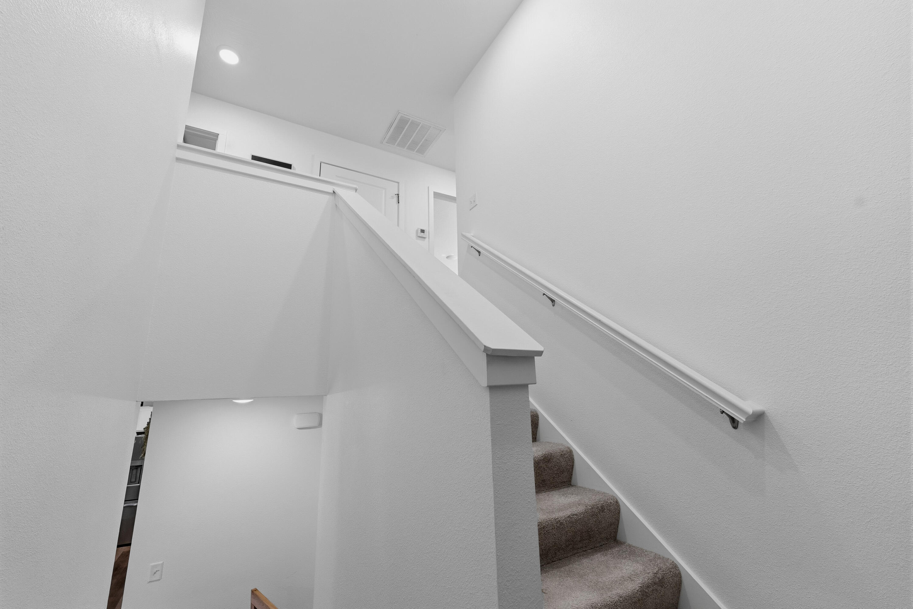 479 South Summit Drive Property Photo 16