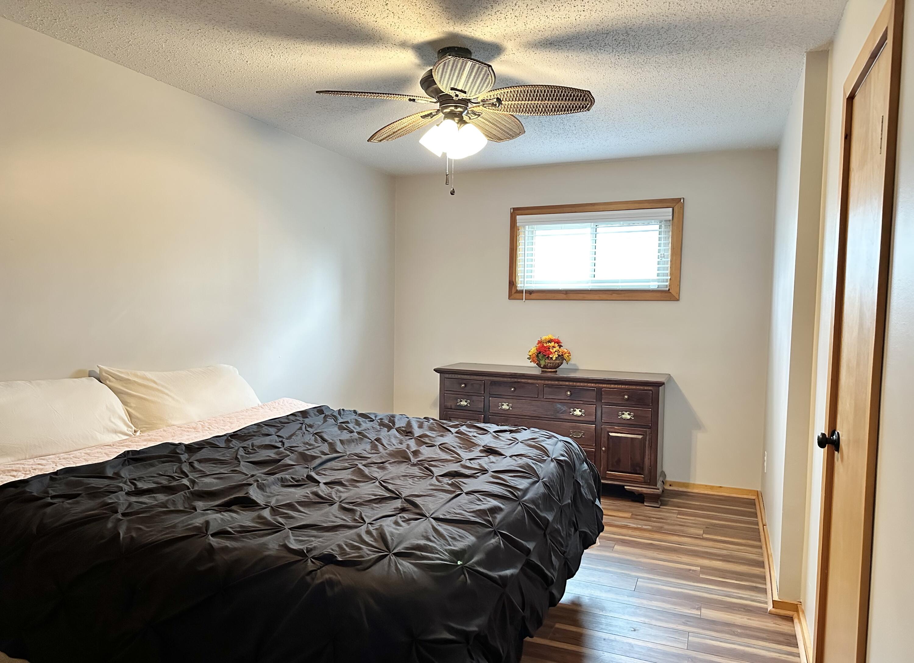 24804 Camelot Drive Property Photo 23