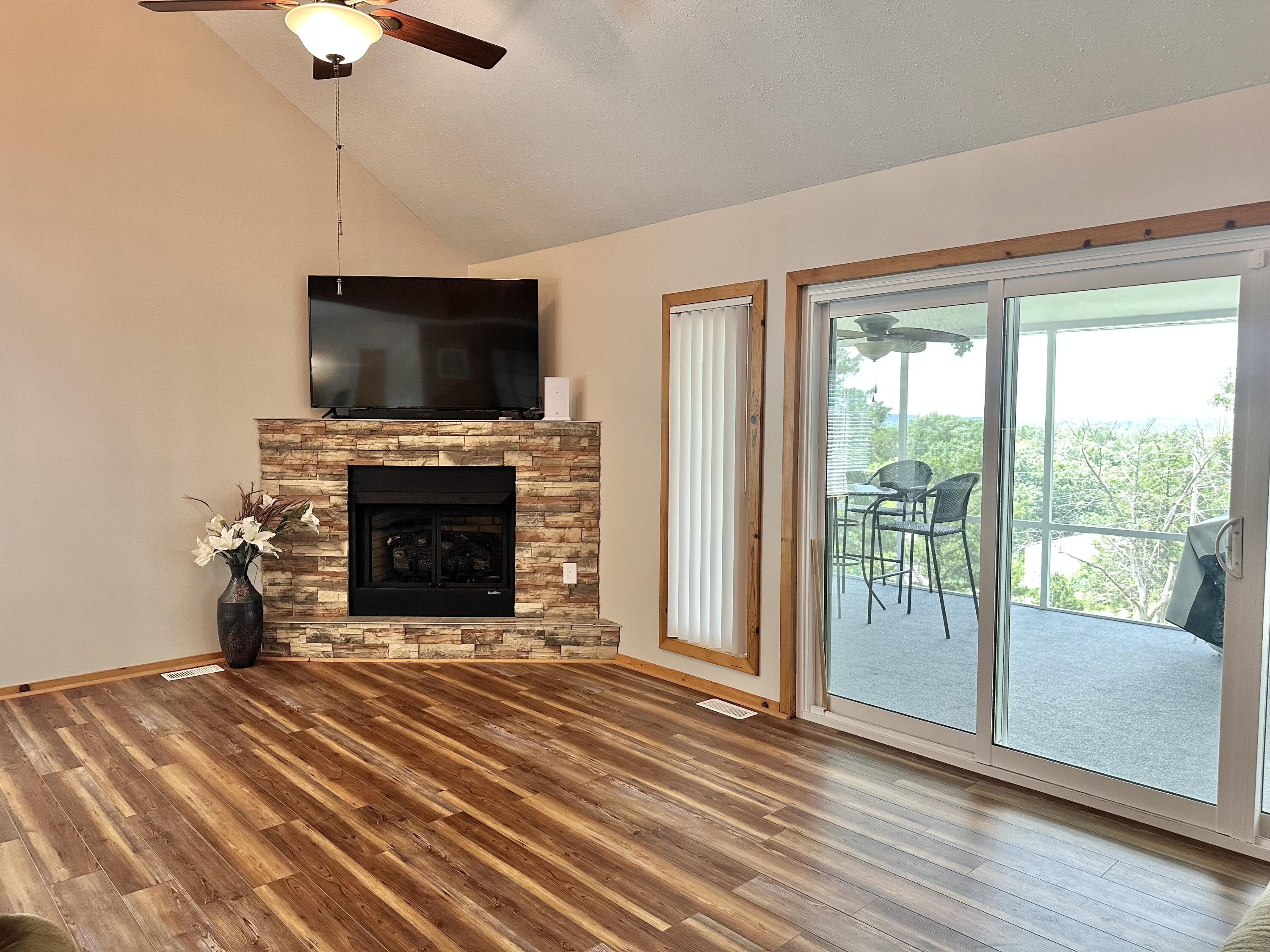 24804 Camelot Drive Property Photo 27