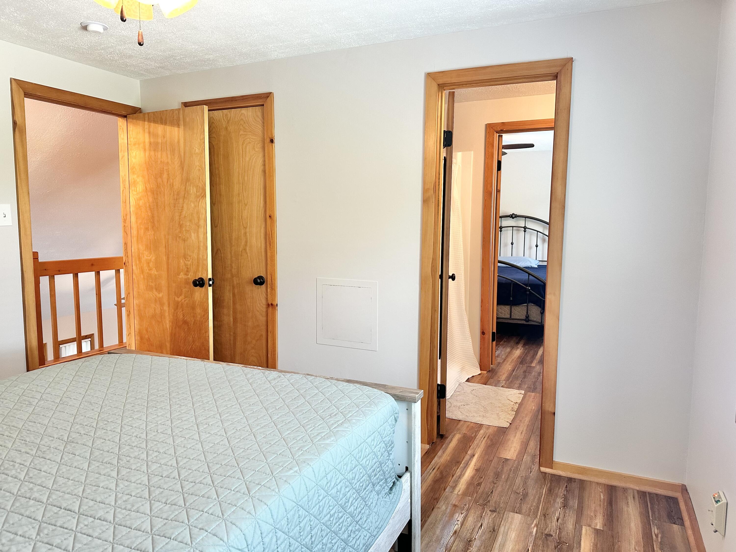 24804 Camelot Drive Property Photo 39
