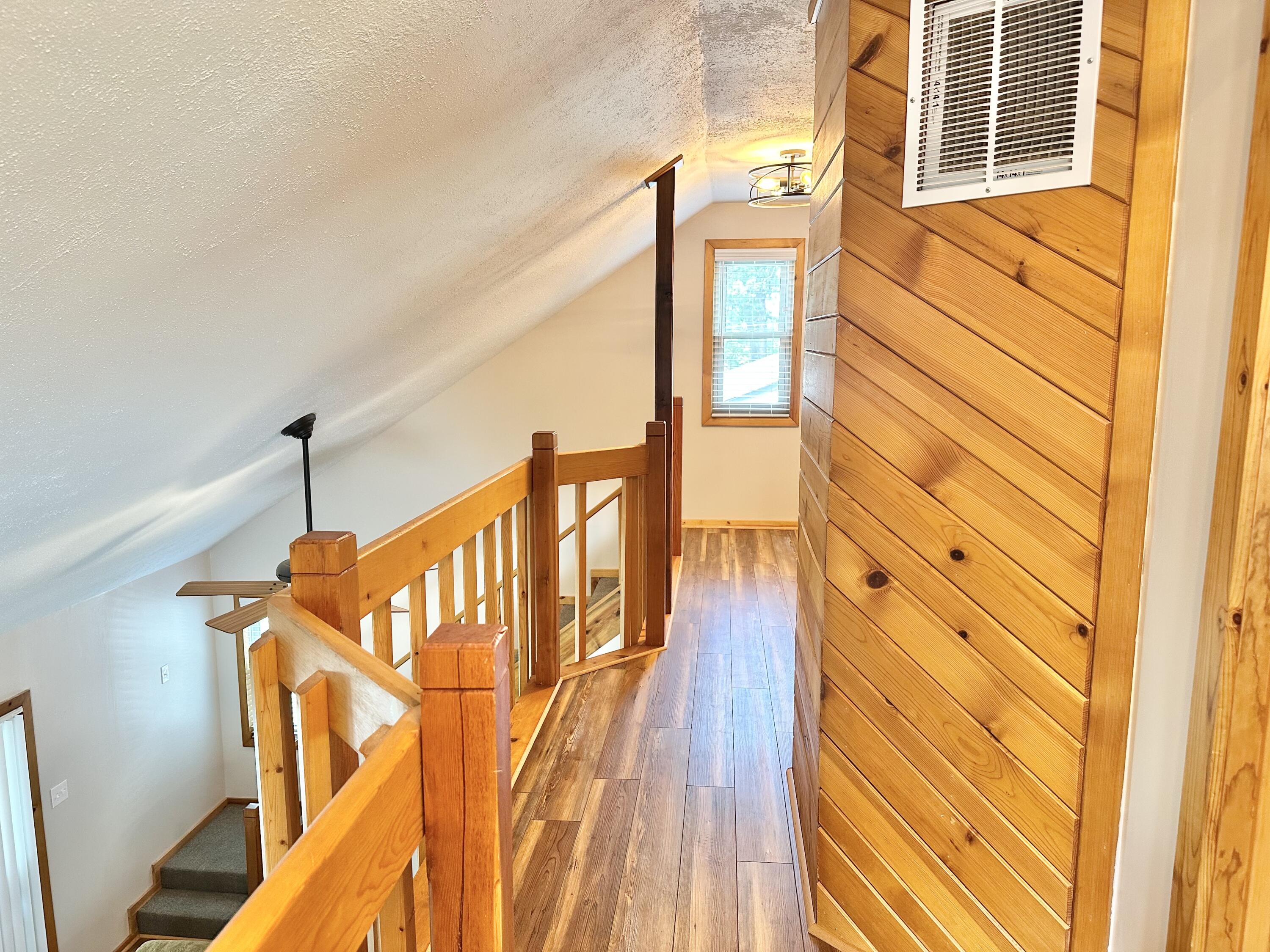 24804 Camelot Drive Property Photo 41