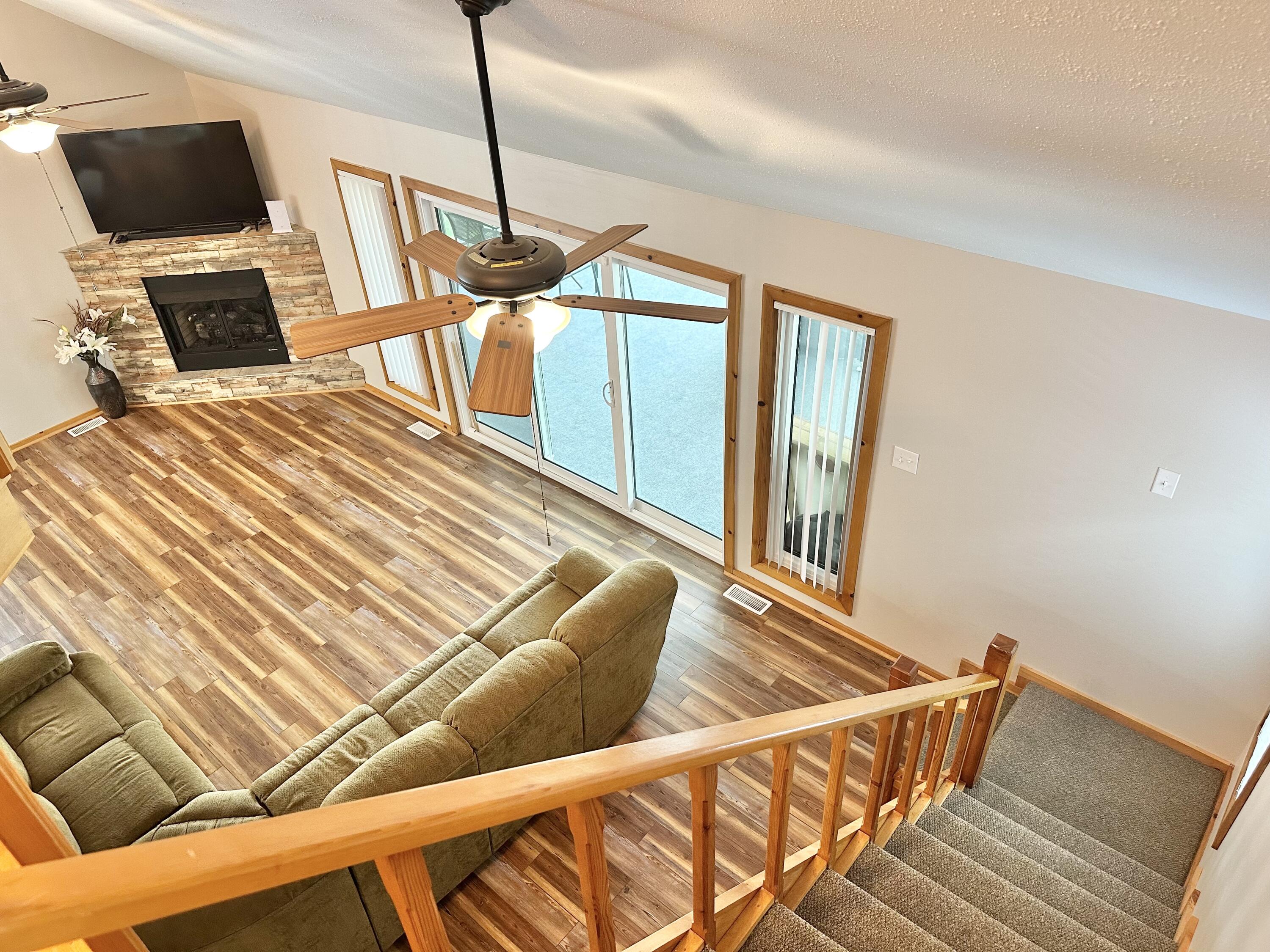 24804 Camelot Drive Property Photo 42