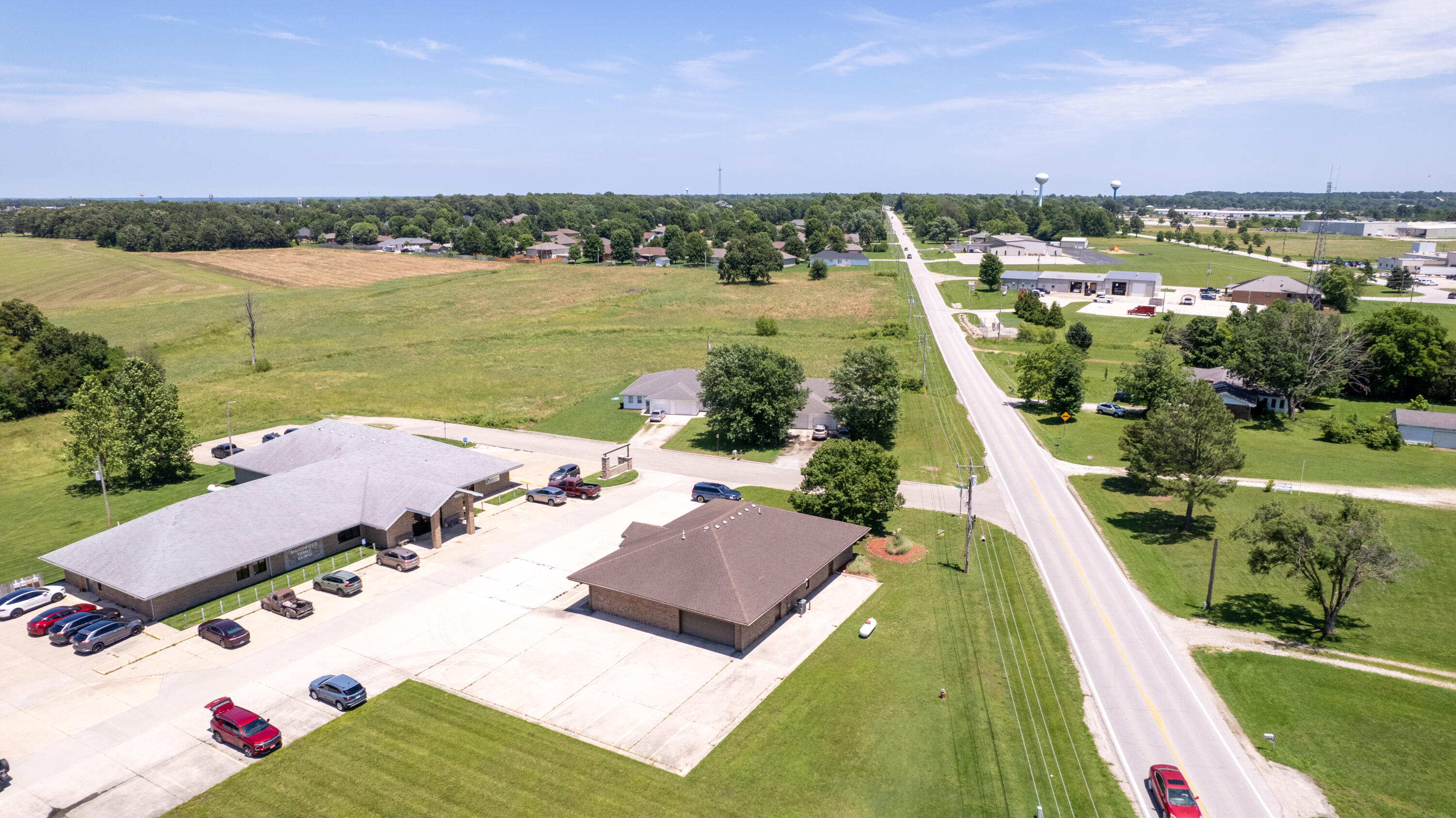 497 Pomme De Terre Drive Property Photo 3