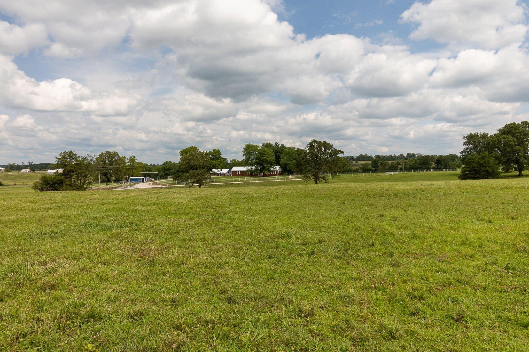 10851 Lone Pine Road Property Photo 3