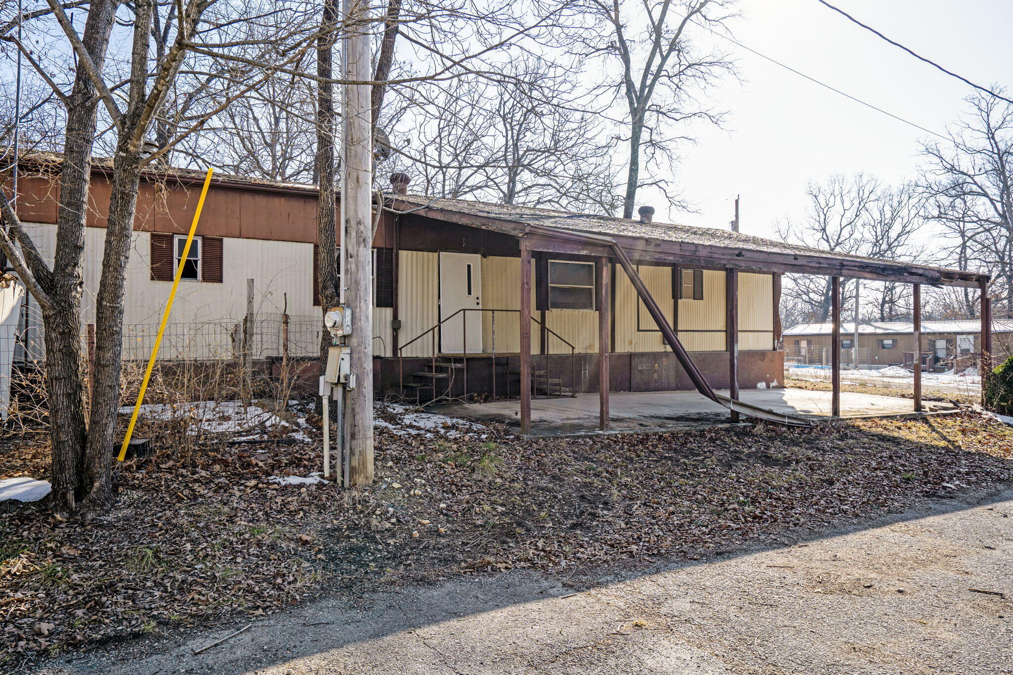 4017 White Oak Road Property Photo 3