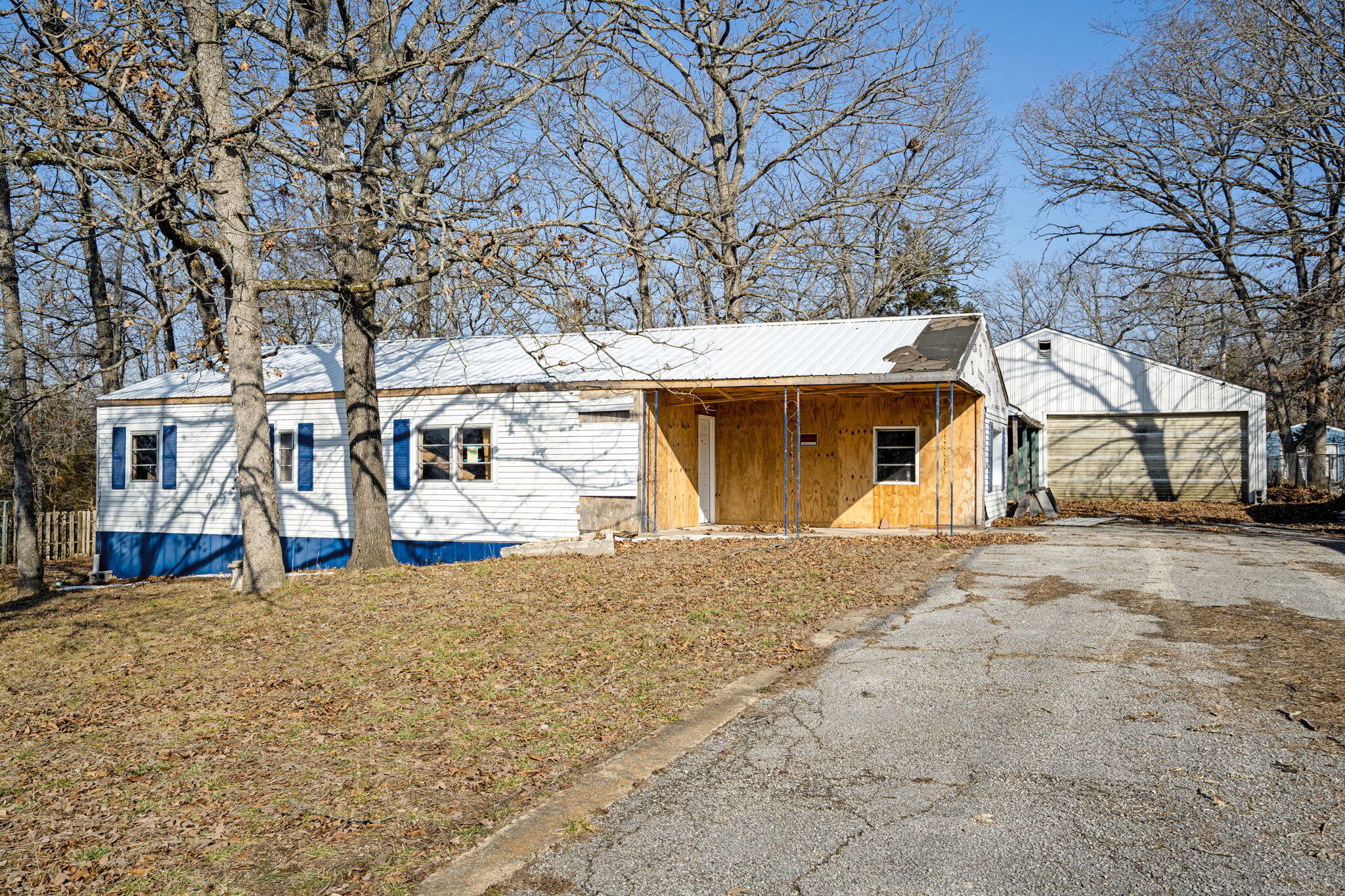 4013 White Oak Road Property Photo 6