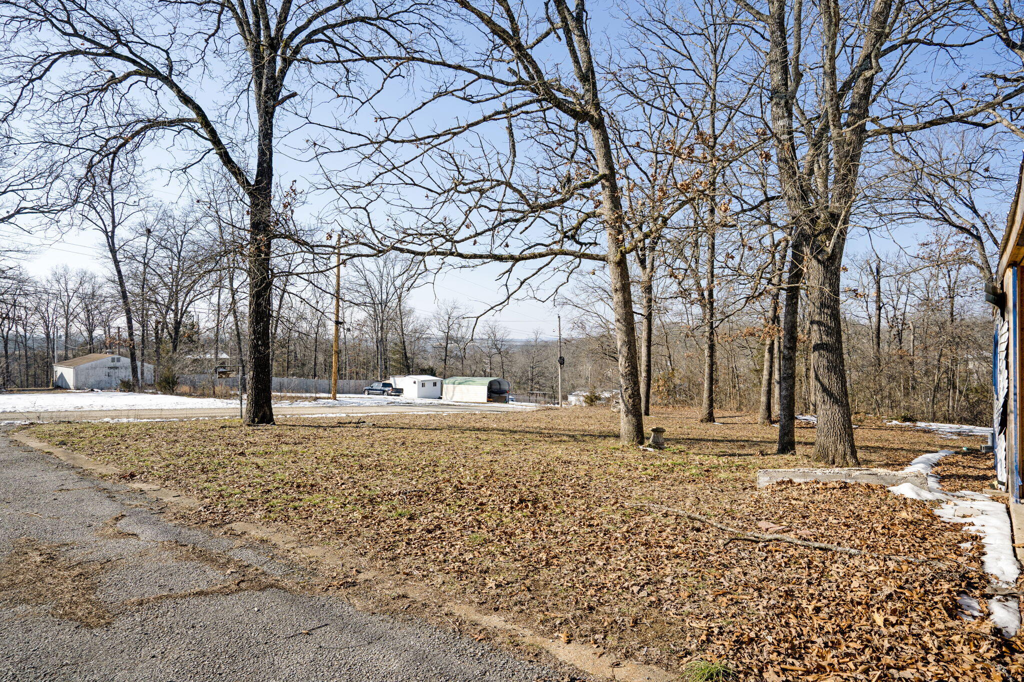 4013 White Oak Road Property Photo 10