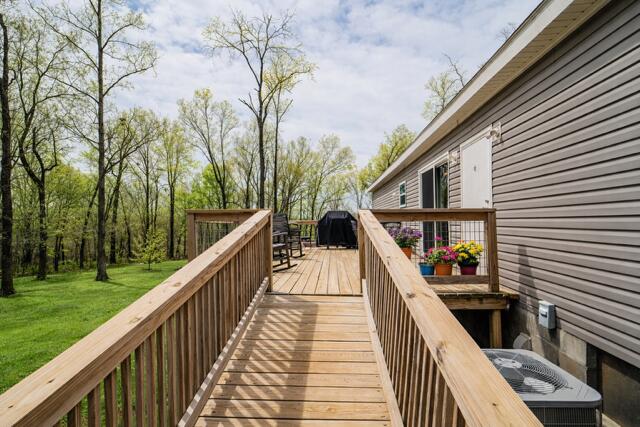 21722 Sibley Road Property Photo 3