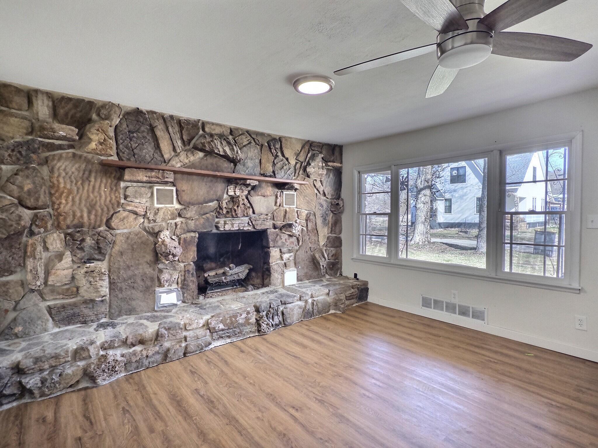 1004 Joyce Street Property Photo 5