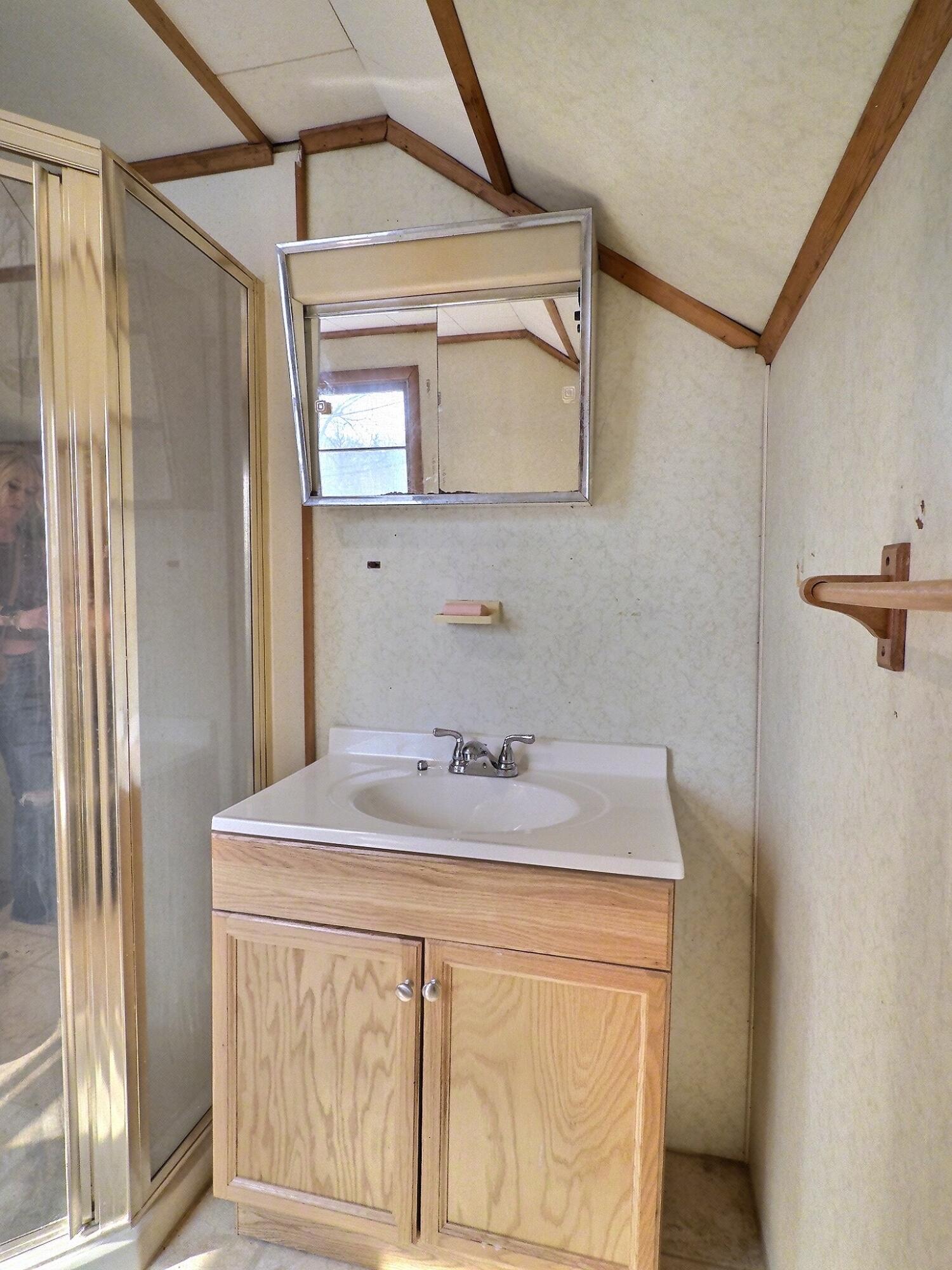 1004 Joyce Street Property Photo 20