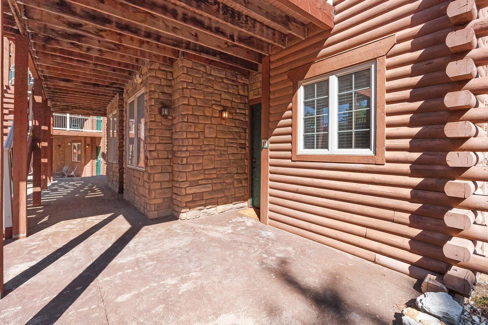 47 Stone Cliff Circle 2 Property Photo 5