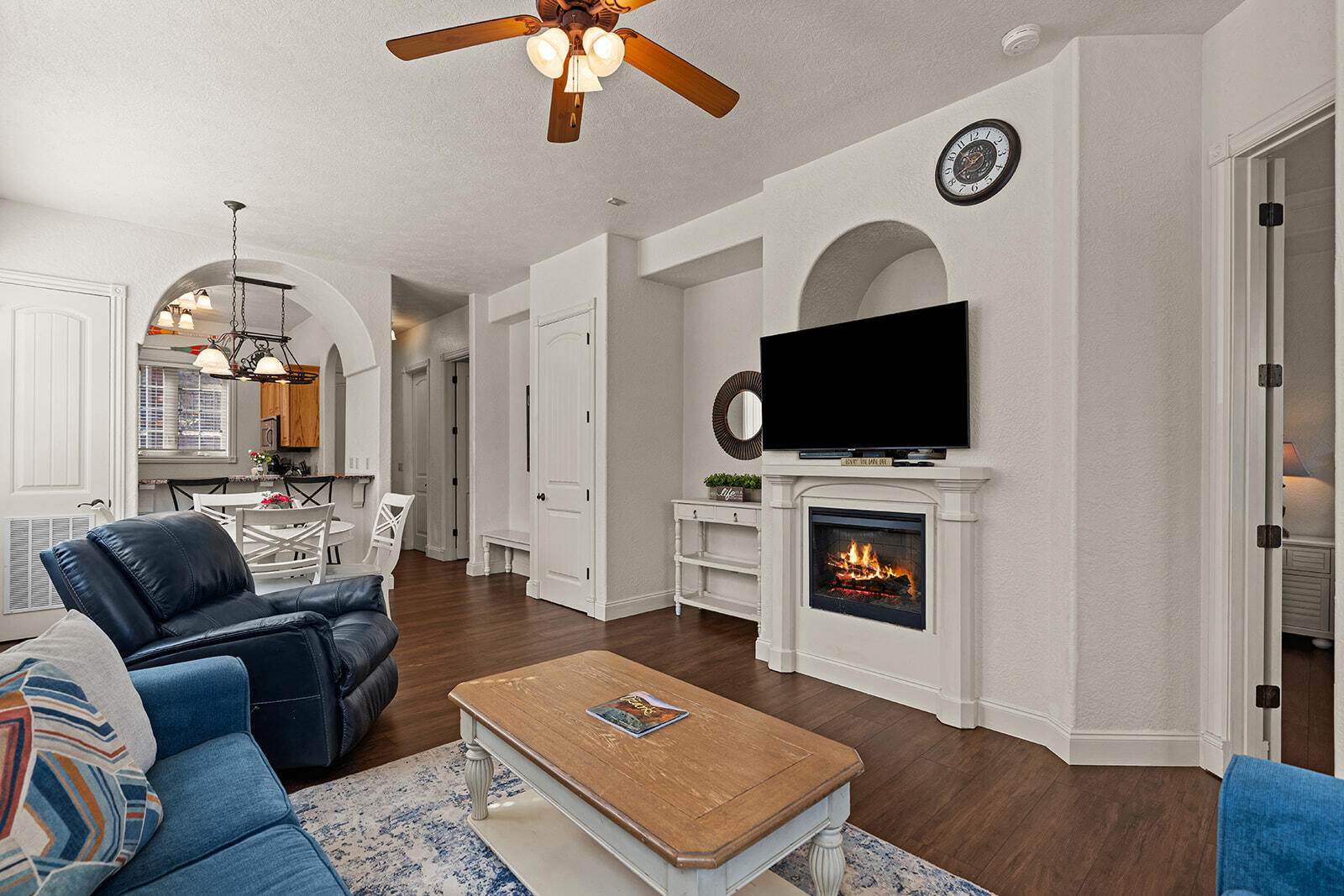 47 Stone Cliff Circle 2 Property Photo 8