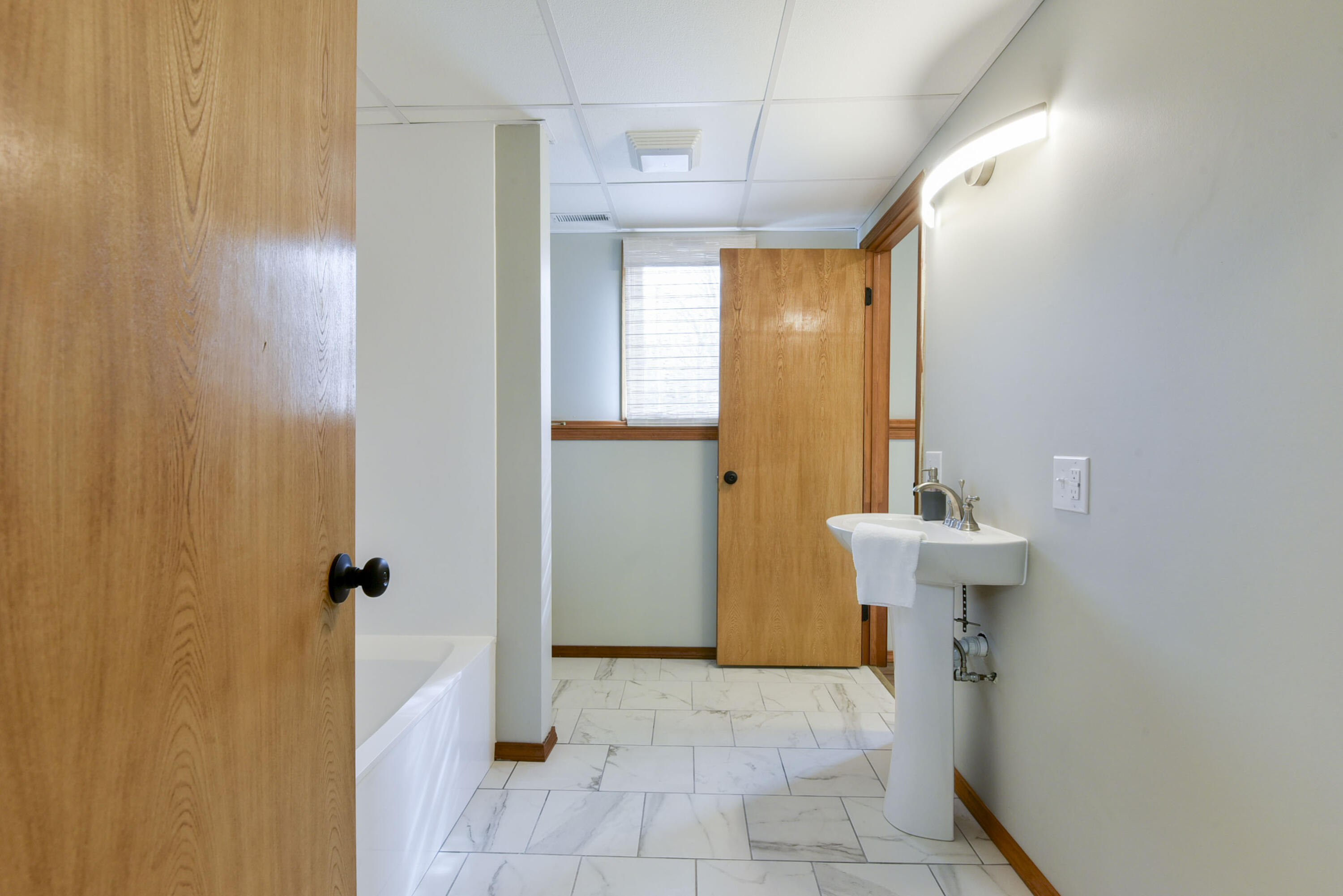 350 Campbell Point Road 1-2 Property Photo 17
