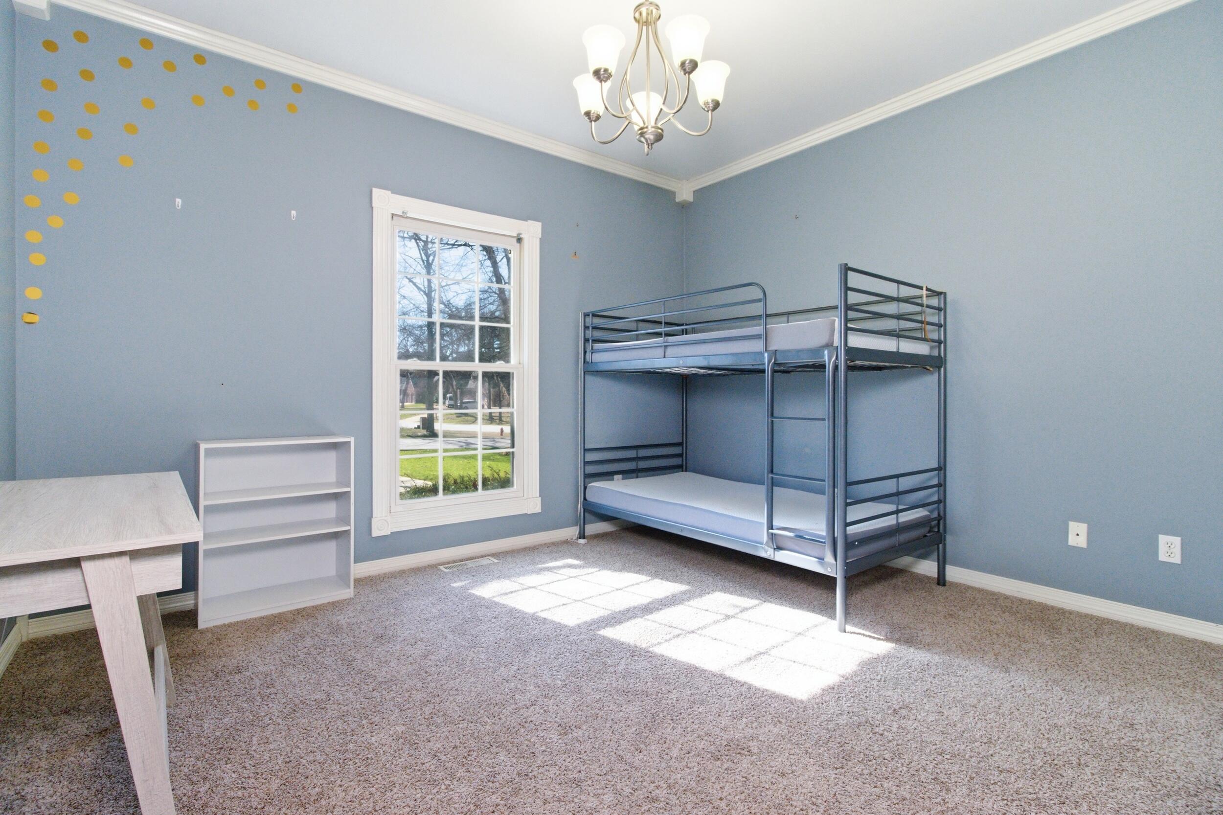 2111 Sycamore Drive Property Photo 15