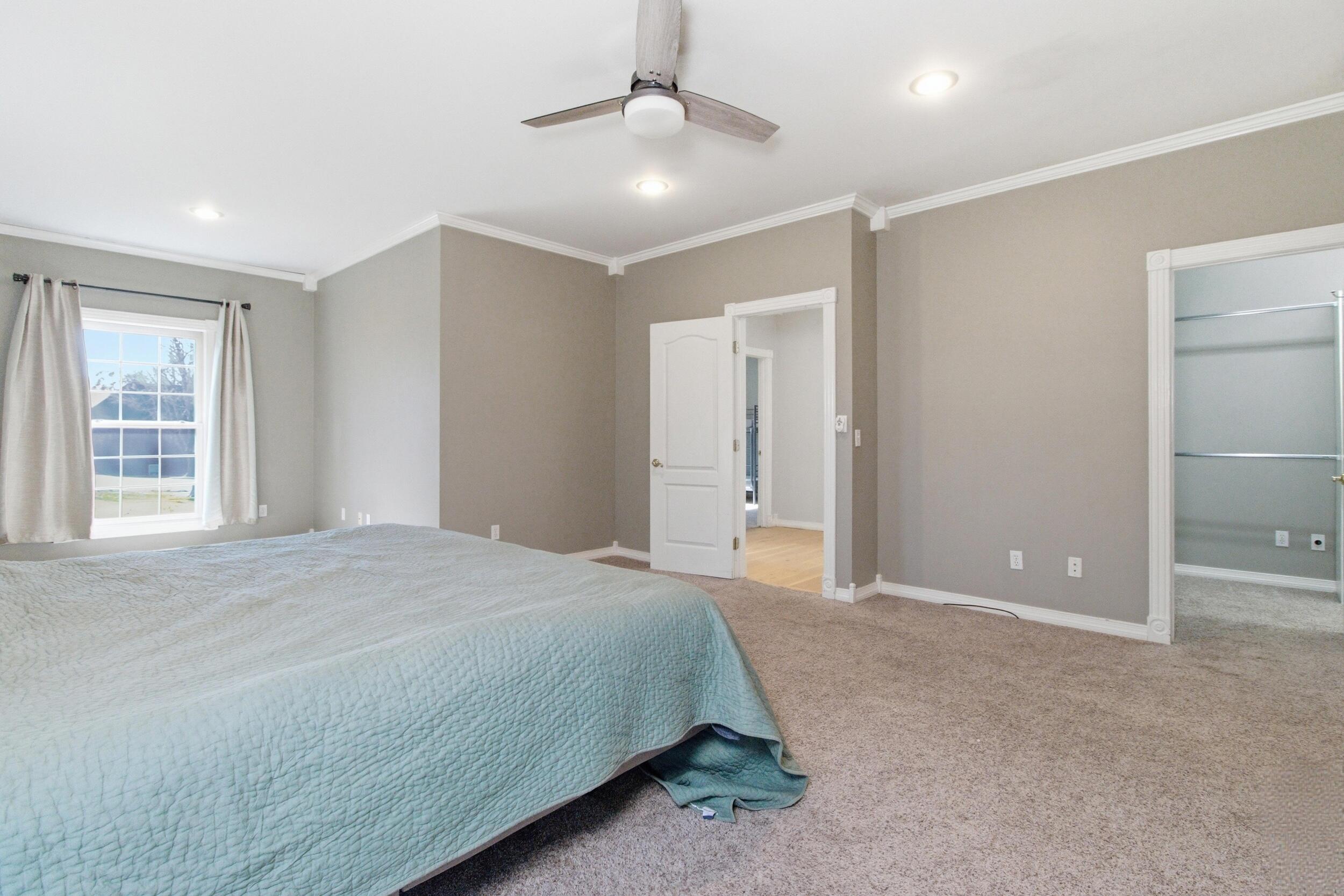 2111 Sycamore Drive Property Photo 18