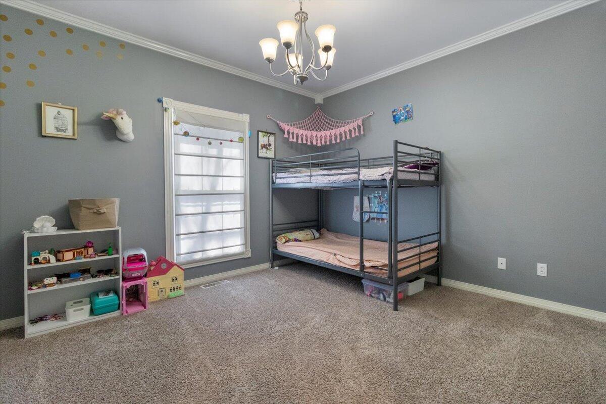 2111 Sycamore Drive Property Photo 28