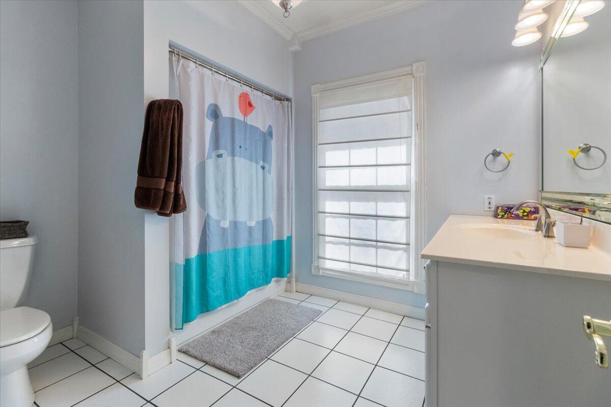 2111 Sycamore Drive Property Photo 30