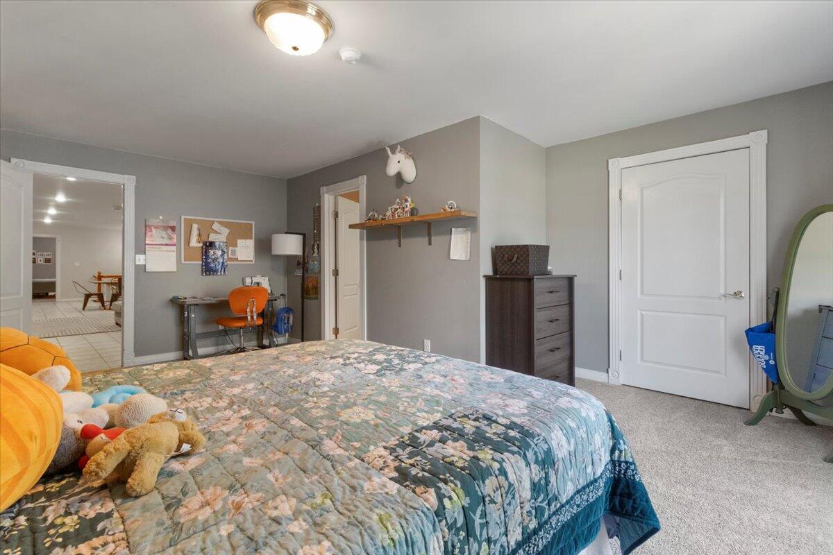 2111 Sycamore Drive Property Photo 35