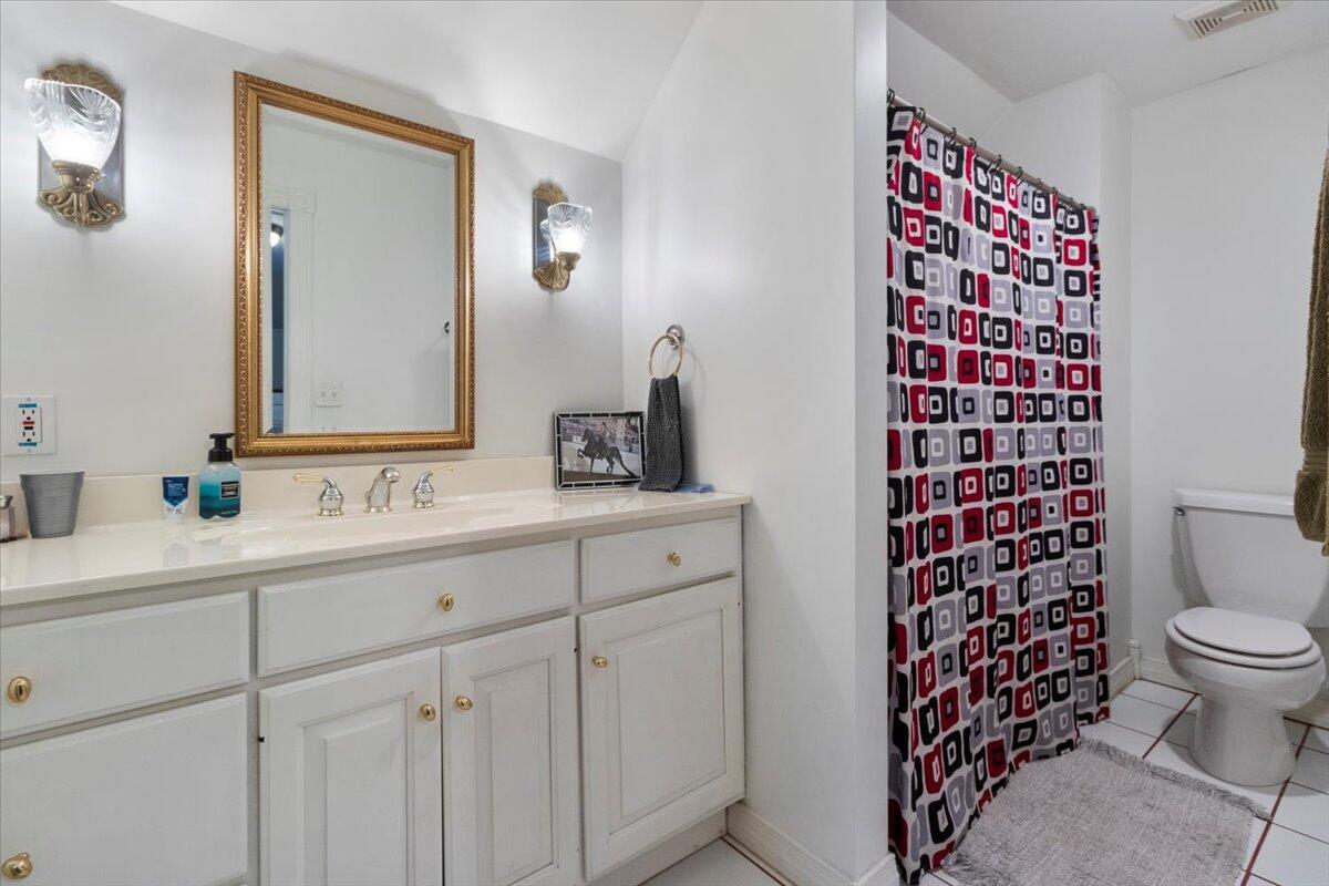 2111 Sycamore Drive Property Photo 39