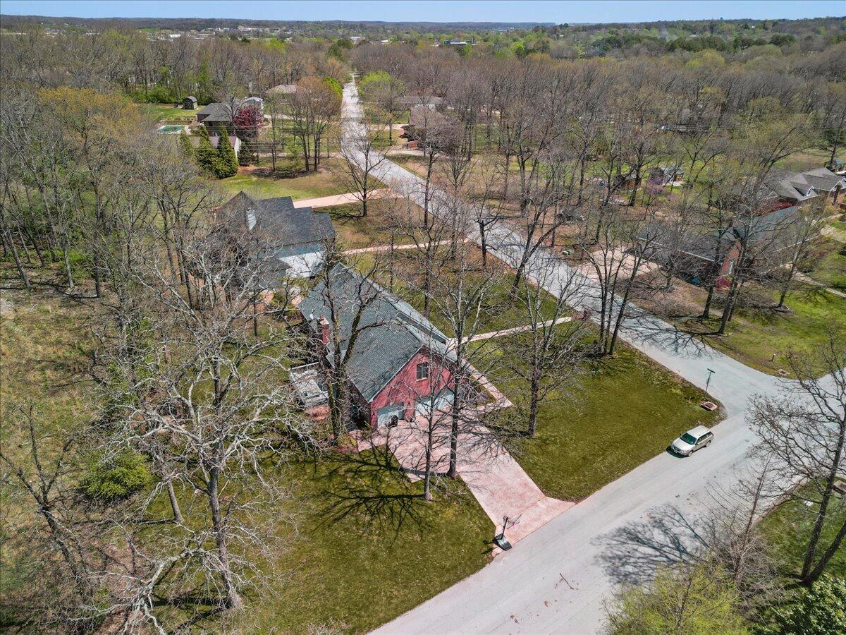2111 Sycamore Drive Property Photo 44