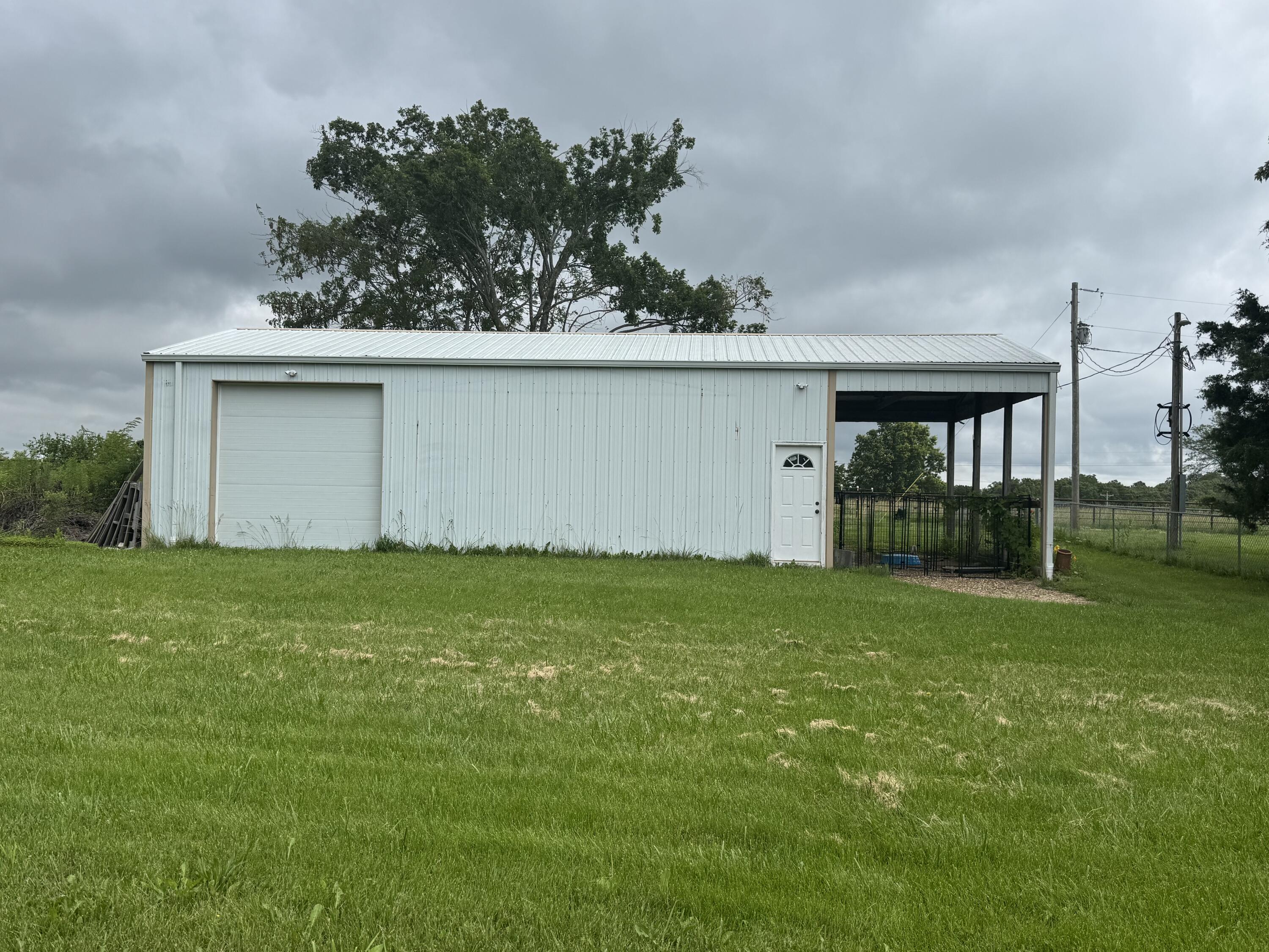 15001 Highway 133 Property Photo 3