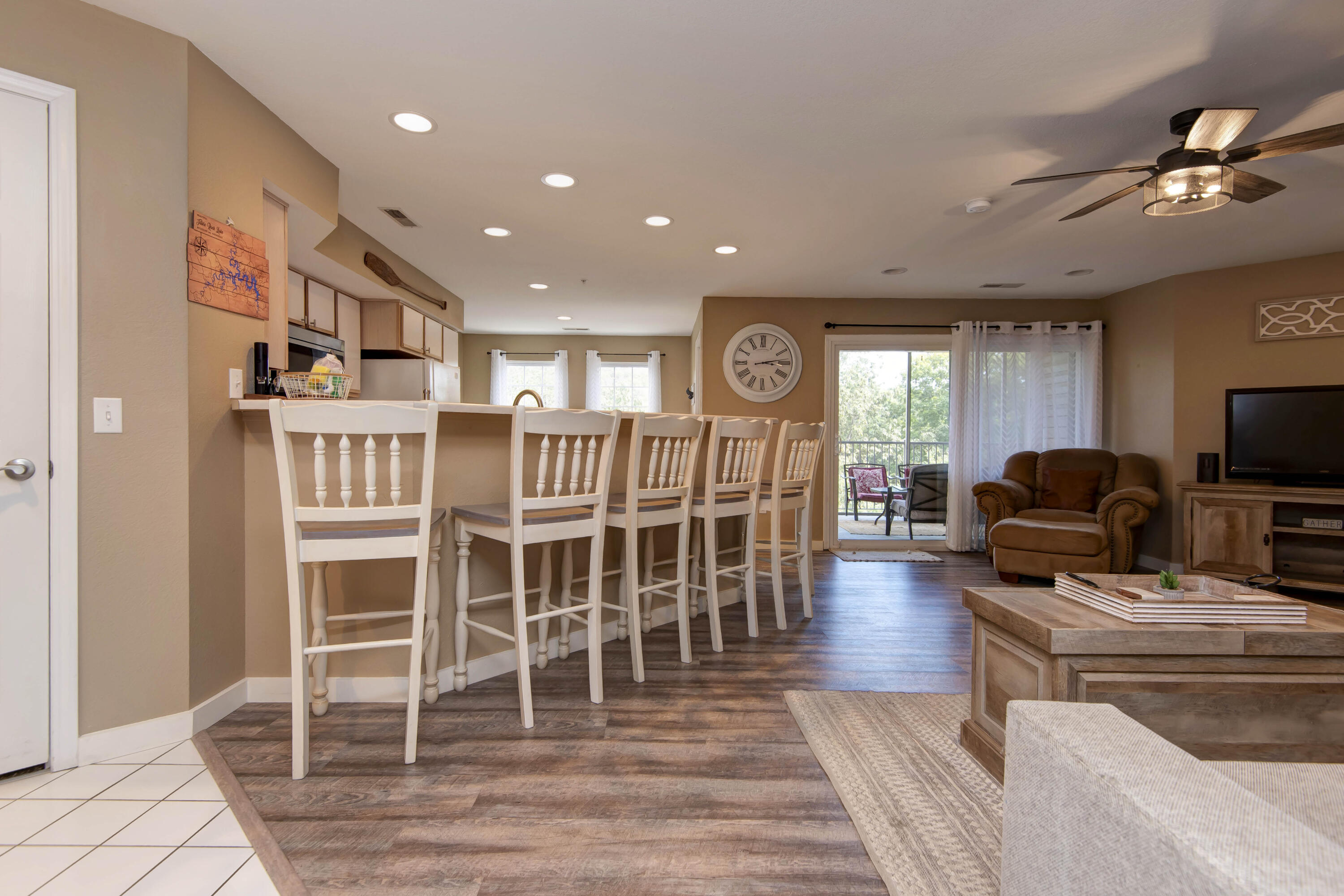 1302 Rocky Shore Terrace Property Photo 4