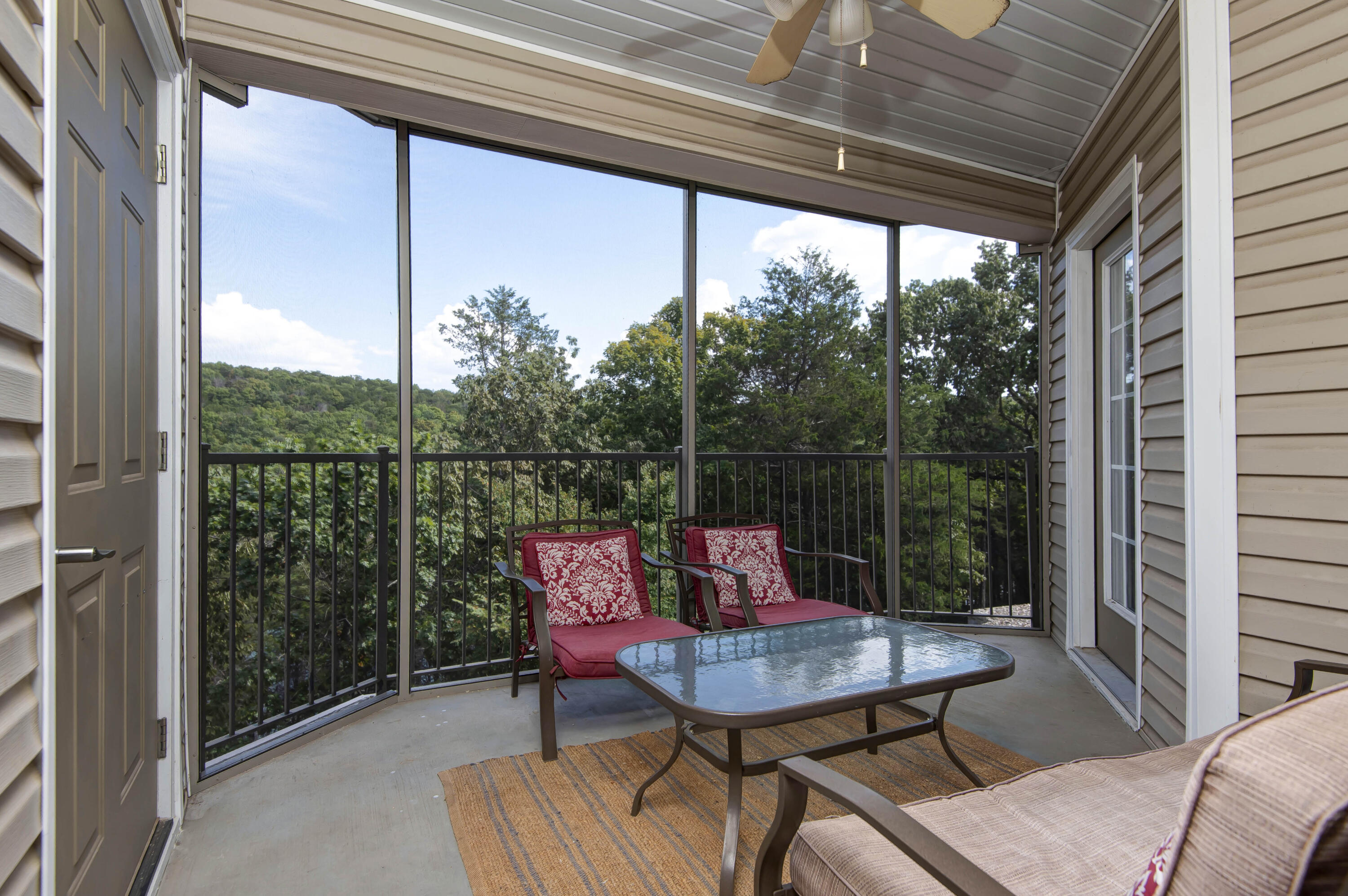 1302 Rocky Shore Terrace Property Photo 5