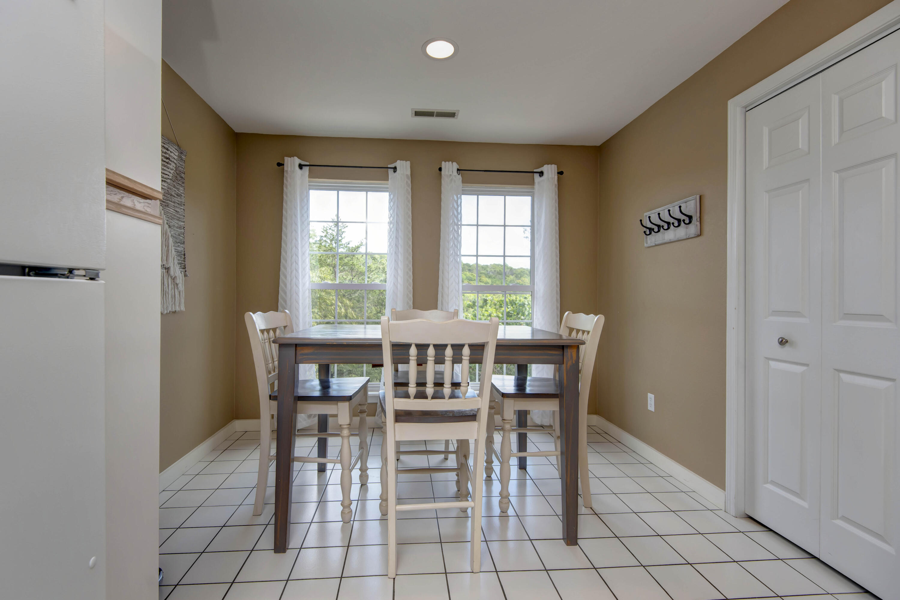 1302 Rocky Shore Terrace Property Photo 7