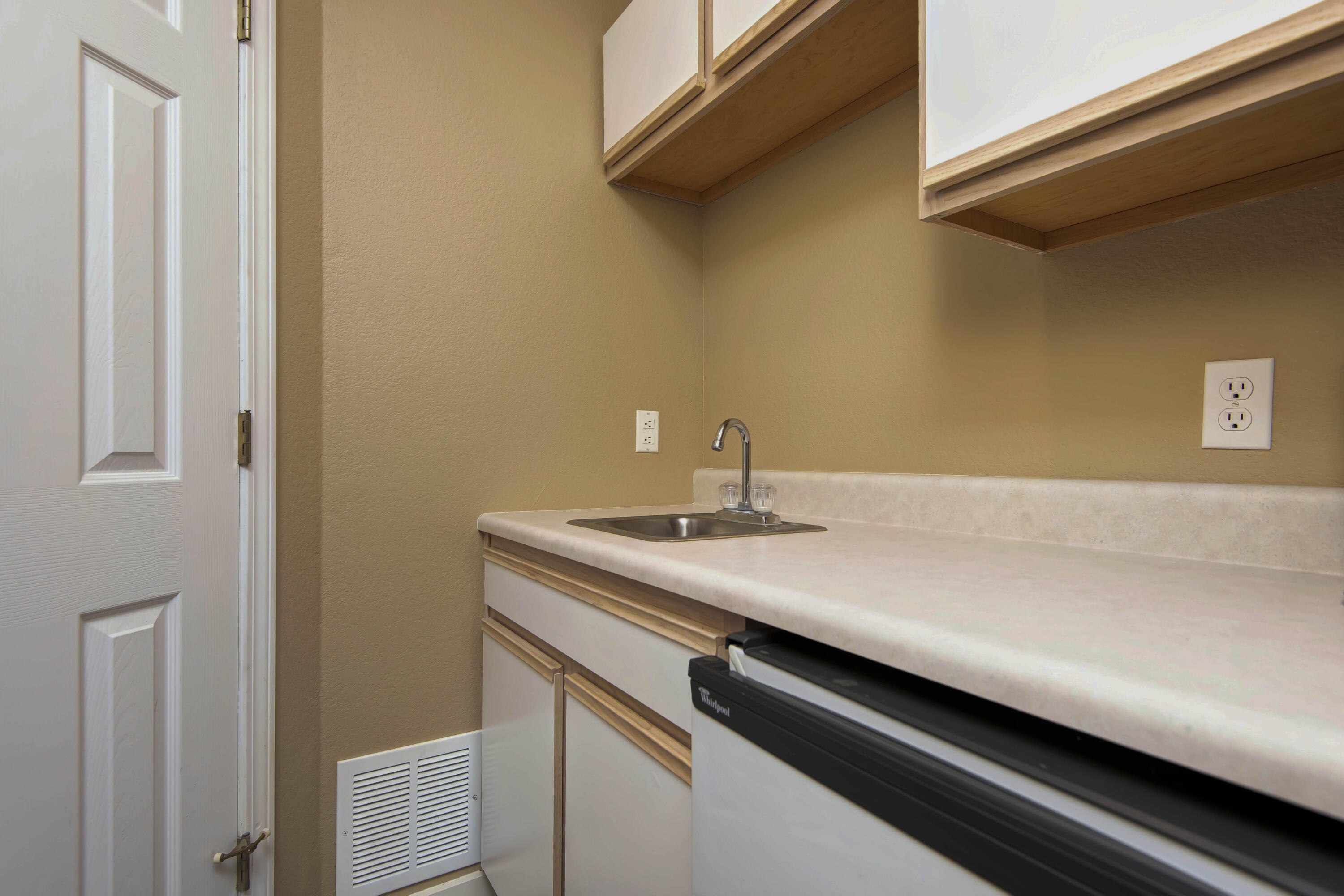 1302 Rocky Shore Terrace Property Photo 17
