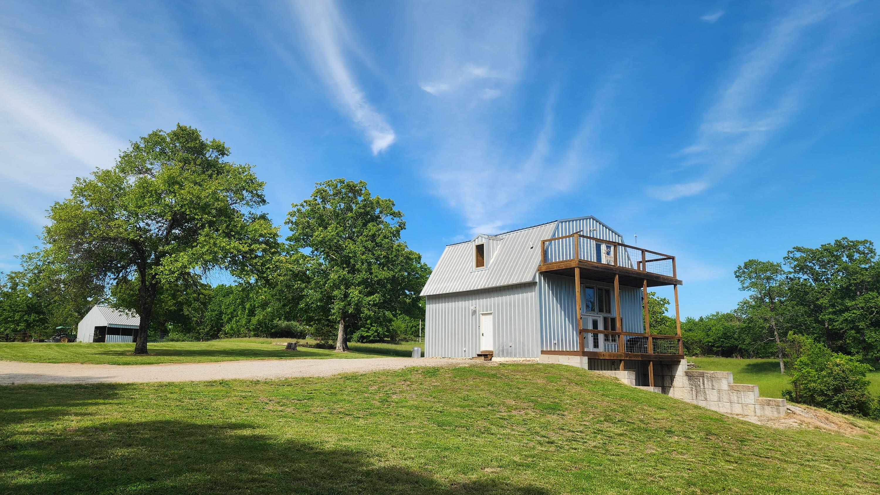 900 County Road 1280 Property Photo 2