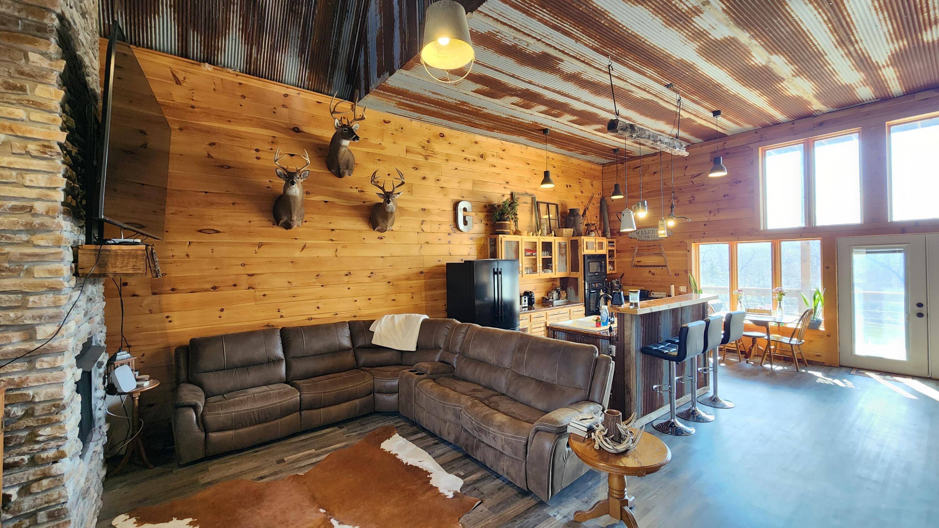 900 County Road 1280 Property Photo 7