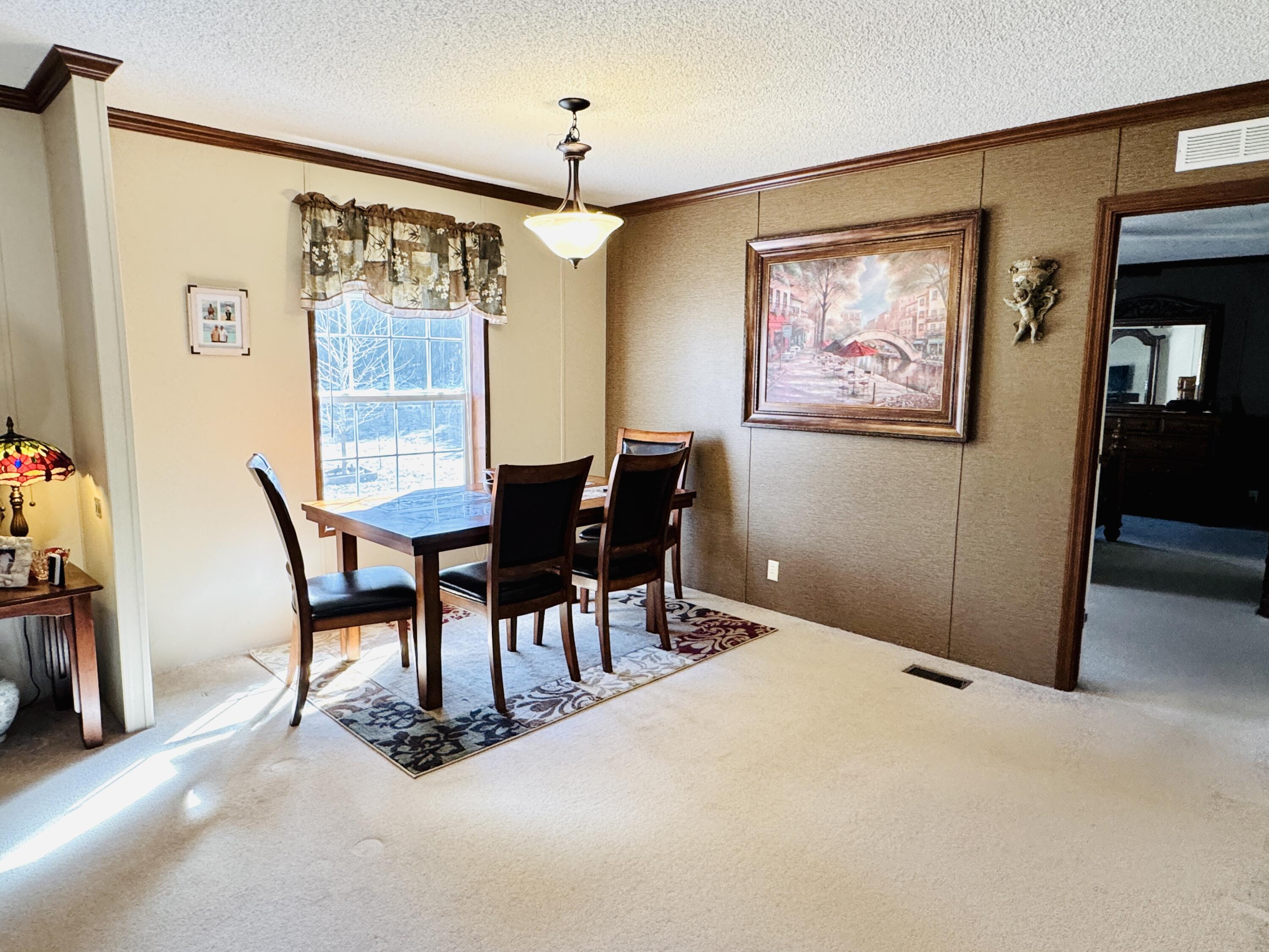 22465 East 850th Road Property Photo 8