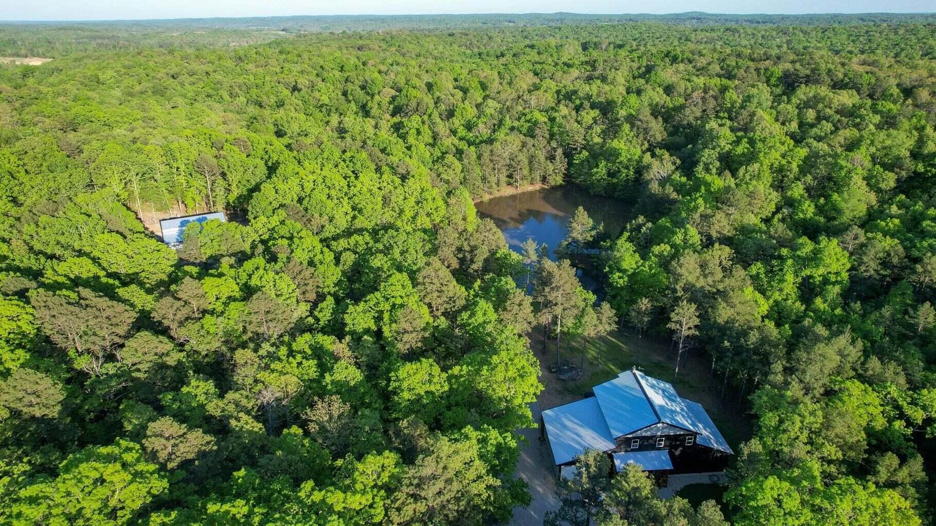 16444 Freedom Road Property Photo 1