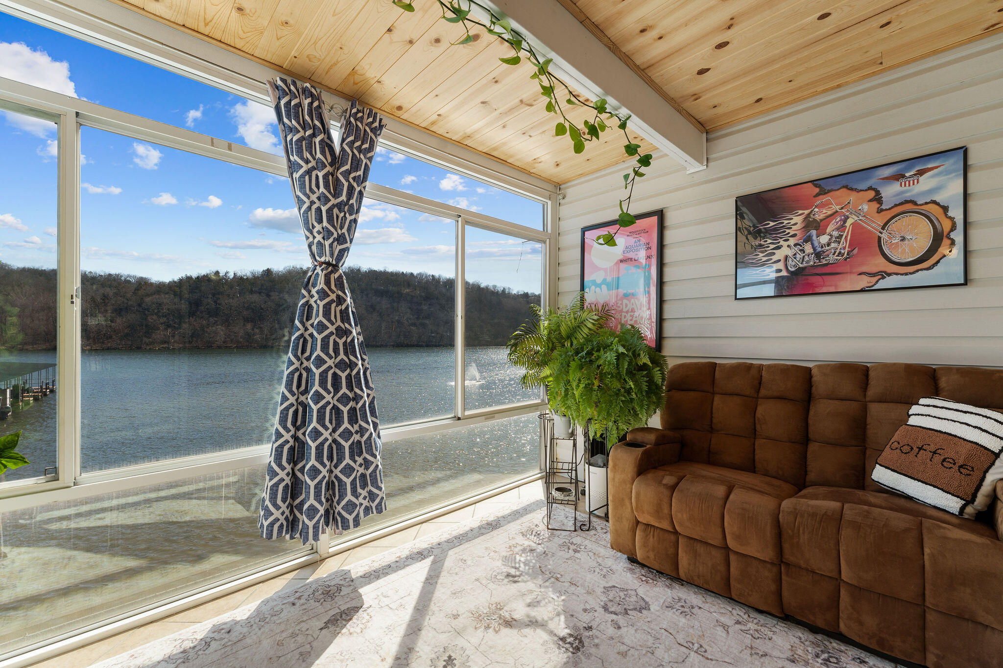 2529 State Highway 176 B6 Property Photo 6