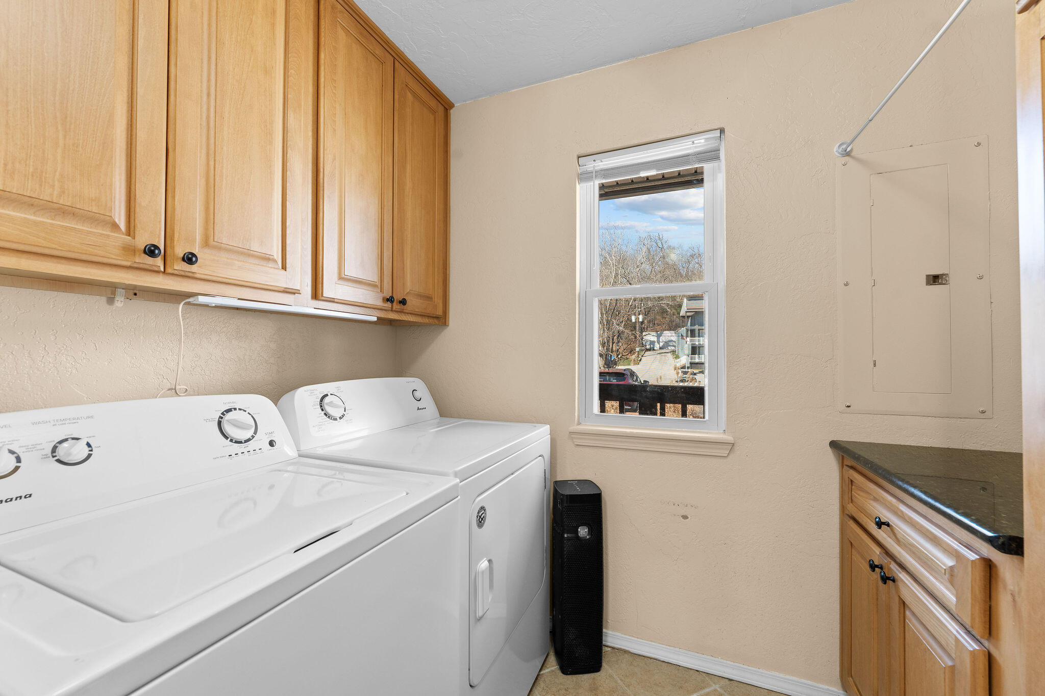 2529 State Highway 176 B6 Property Photo 14